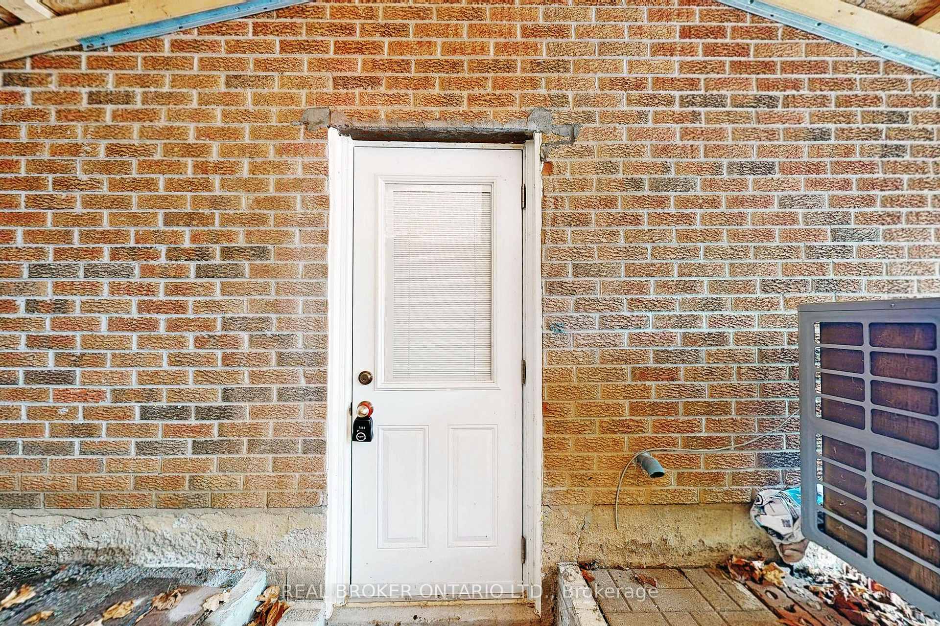Photo 24 of 81 Delmark Boulevard, Markham, Sherwood-Amberglen — HOMEH