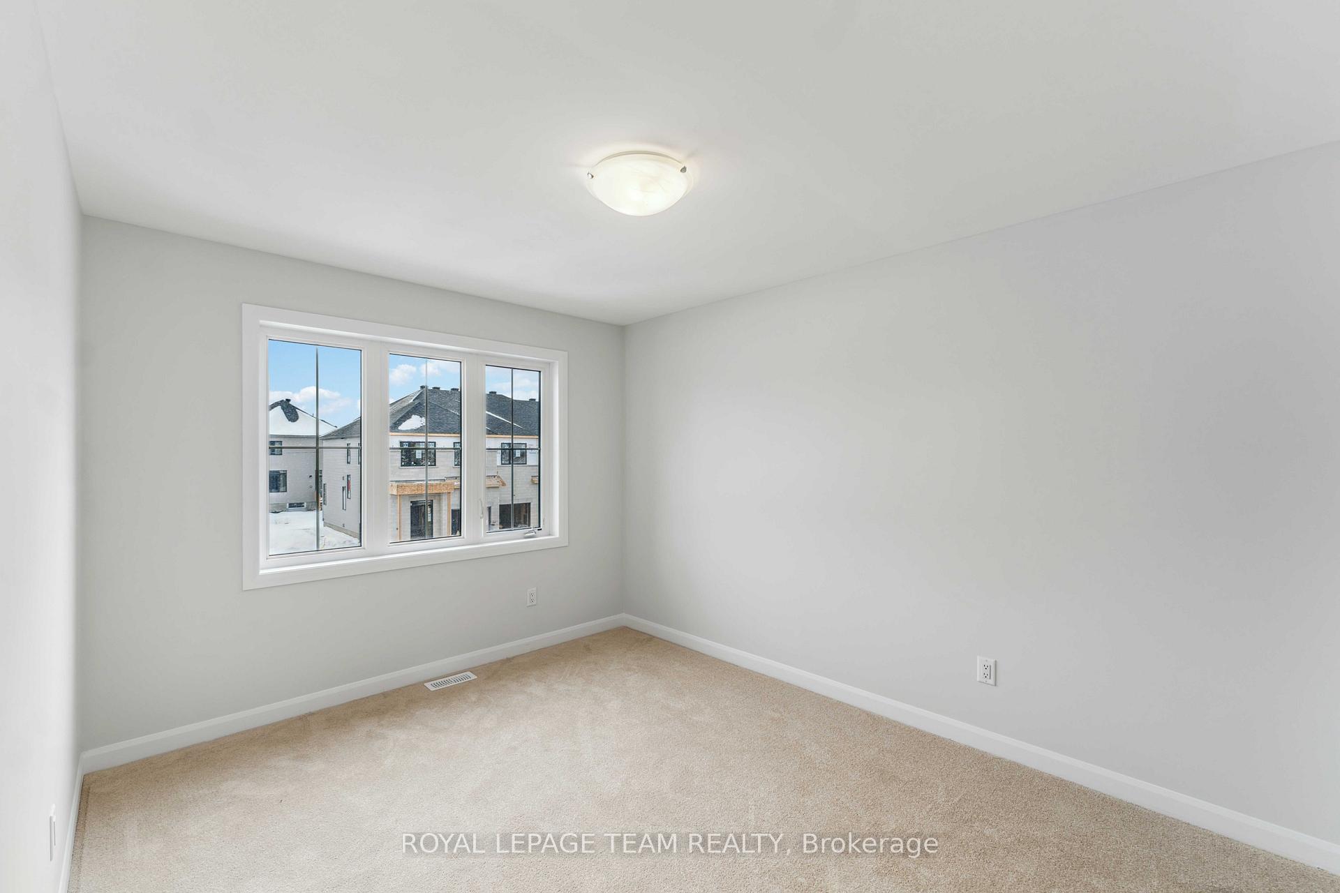 Photo 21 of 728 Fairline Row, Ottawa, Kanata - Emerald Meadows/Trailwest — HOMEH