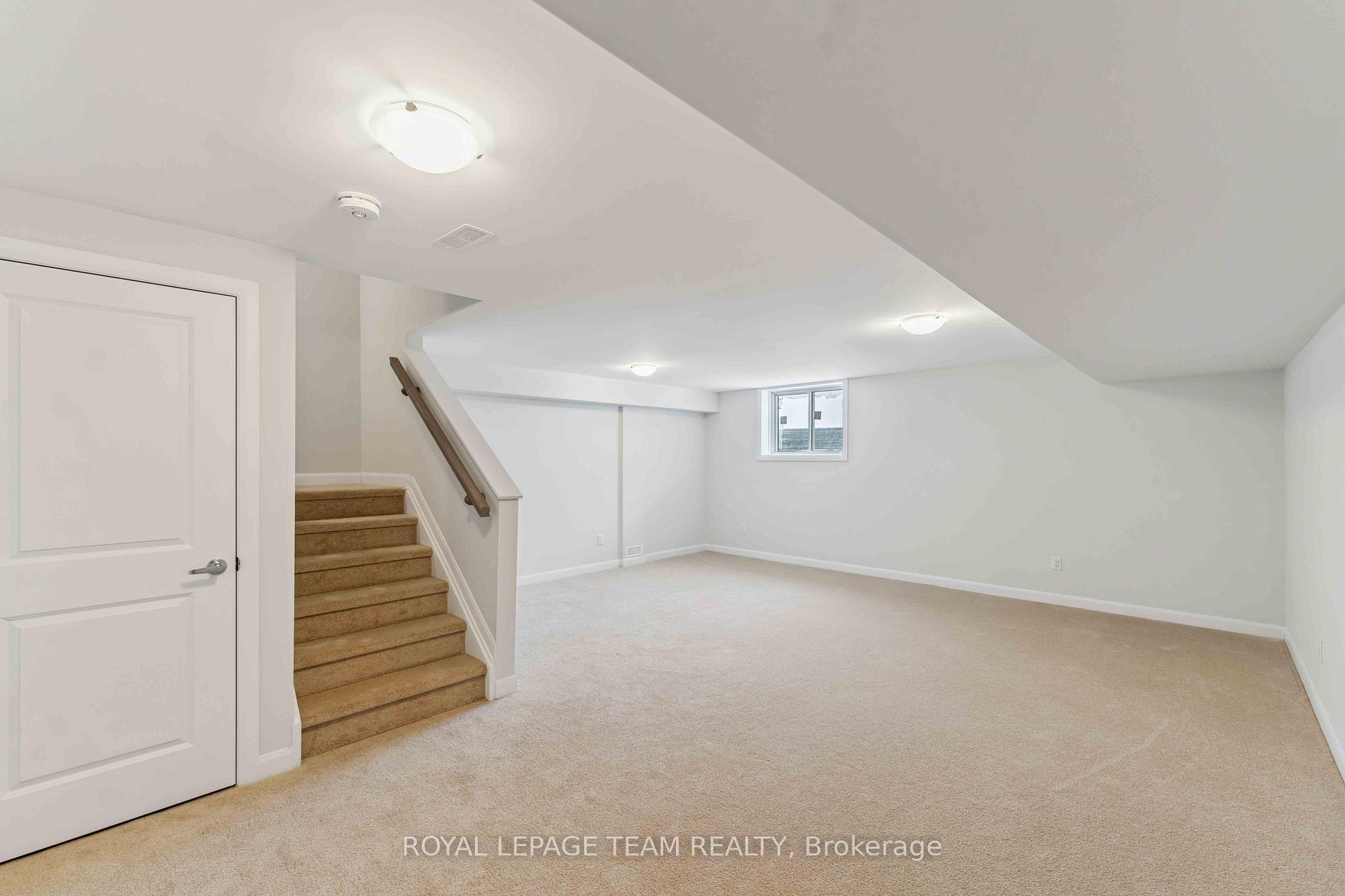 Photo 25 of 728 Fairline Row, Ottawa, Kanata - Emerald Meadows/Trailwest — HOMEH