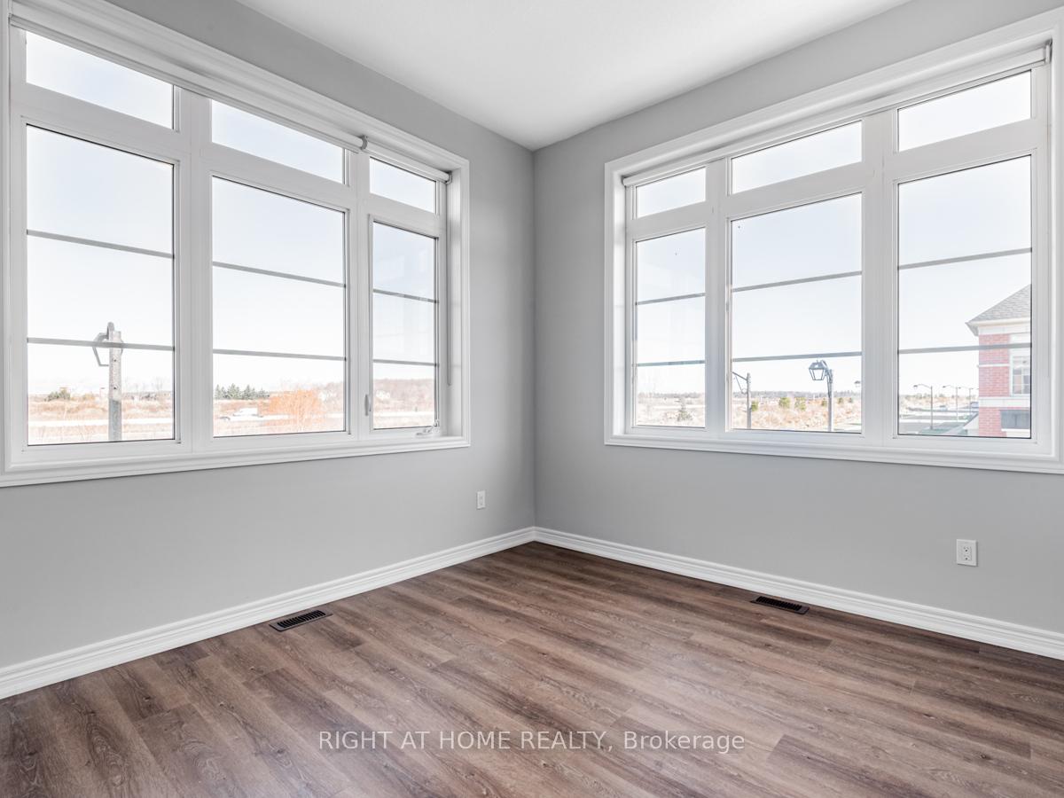 Photo 21 of 67 Decast Crescent, Markham, Box Grove — HOMEH