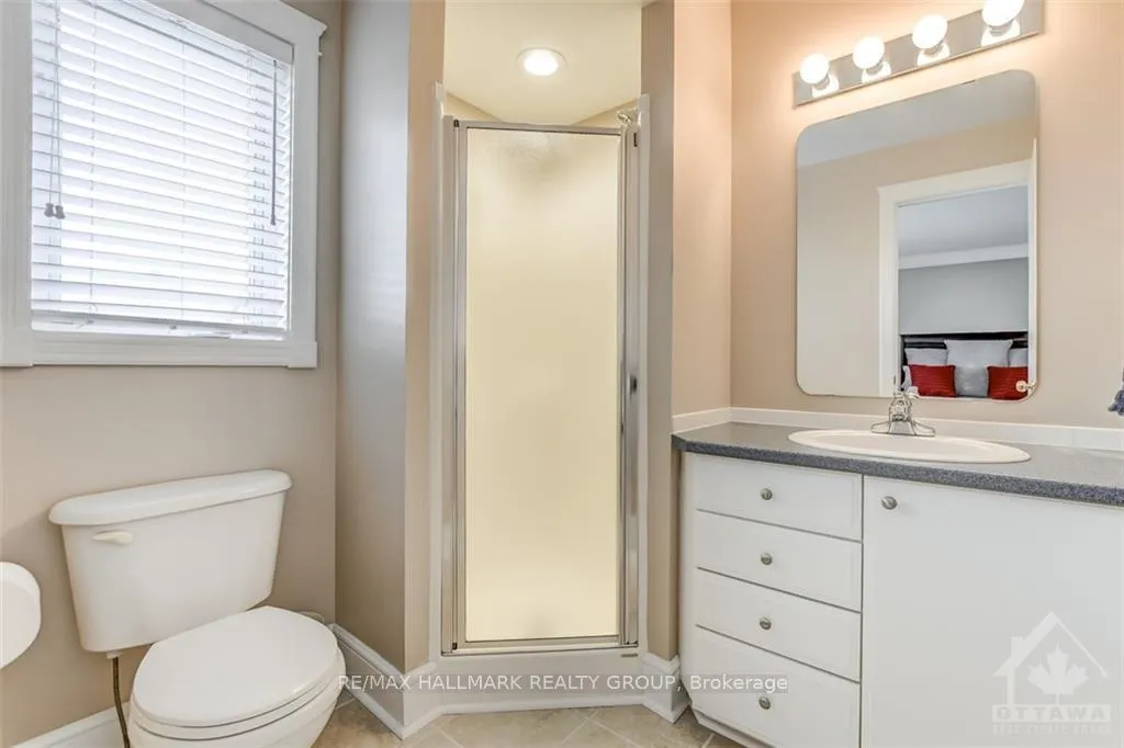 Photo 16 of 130 Landover Crescent, Ottawa, Kanata - Emerald Meadows/Trailwest — HOMEH
