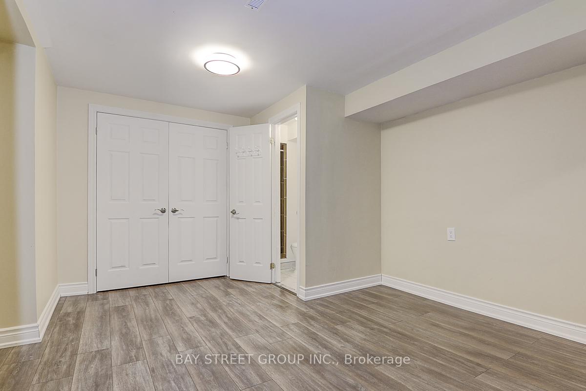 Photo 36 of 1 Dewberry Drive, Markham, Middlefield — HOMEH