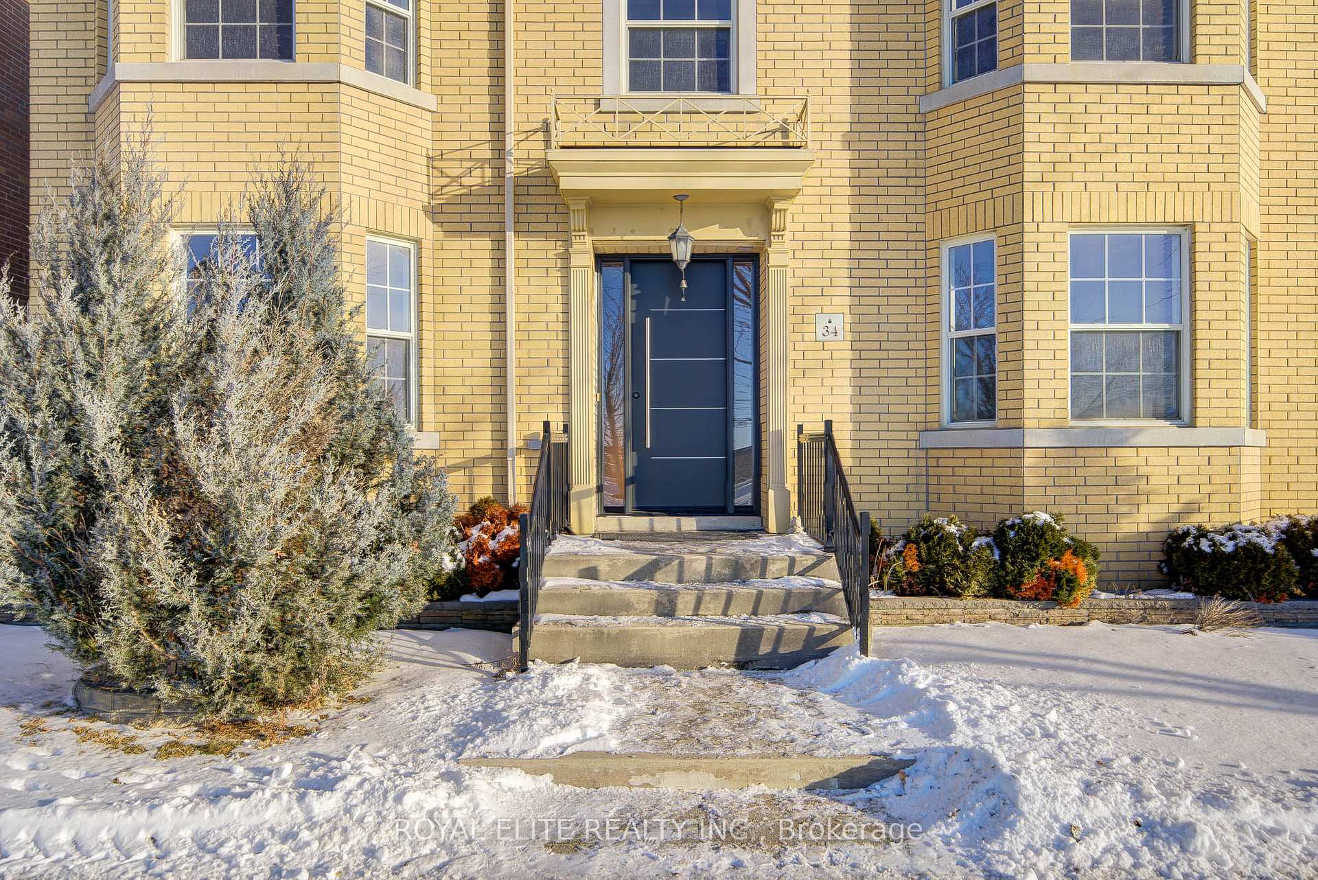 Photo 2 of 34 Murison Drive, Markham, Cathedraltown — HOMEH