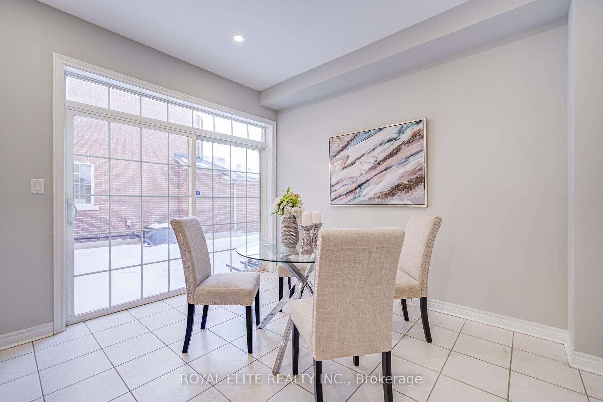 Photo 19 of 34 Murison Drive, Markham, Cathedraltown — HOMEH