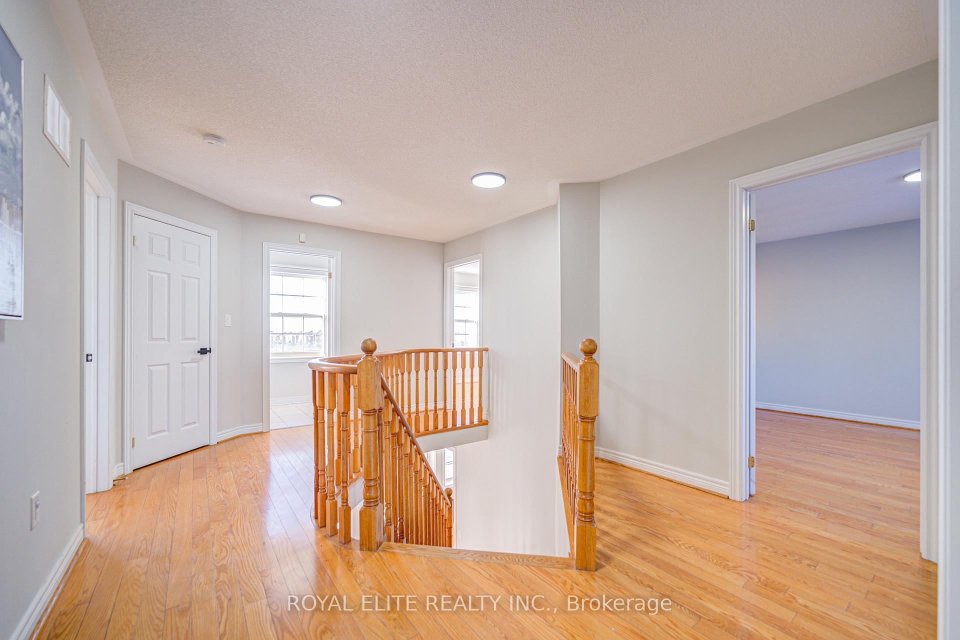 Photo 28 of 34 Murison Drive, Markham, Cathedraltown — HOMEH