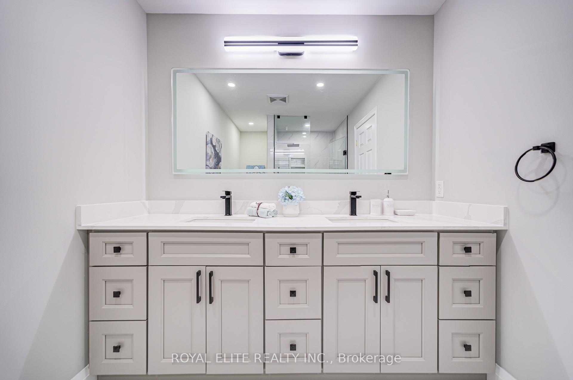 Photo 32 of 34 Murison Drive, Markham, Cathedraltown — HOMEH