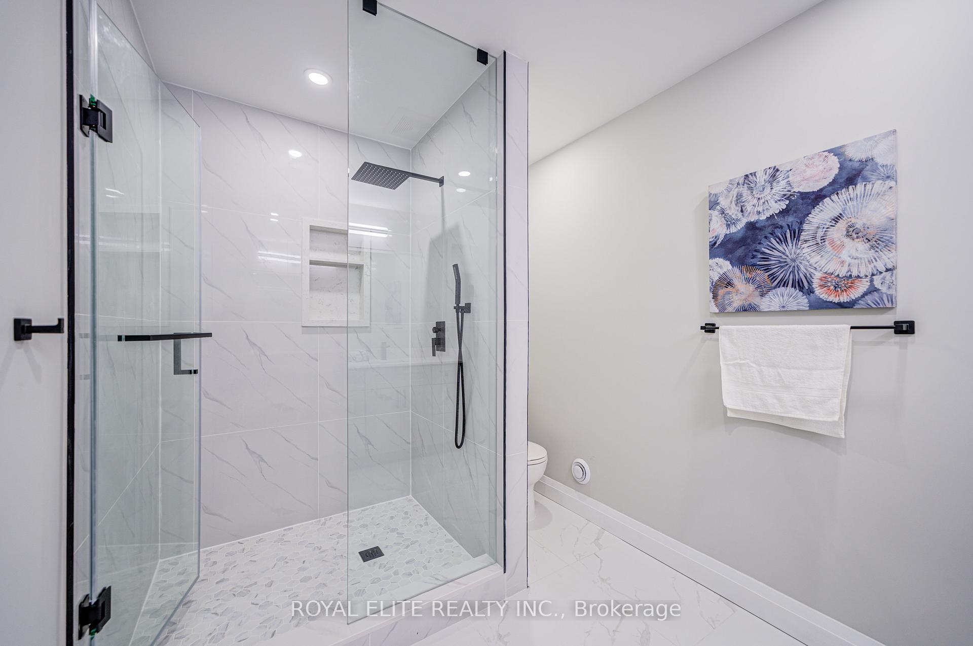 Photo 33 of 34 Murison Drive, Markham, Cathedraltown — HOMEH