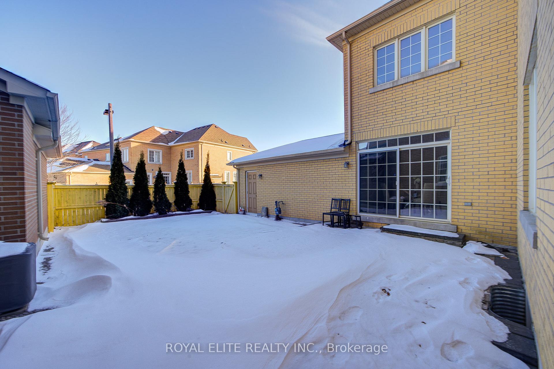 Photo 39 of 34 Murison Drive, Markham, Cathedraltown — HOMEH