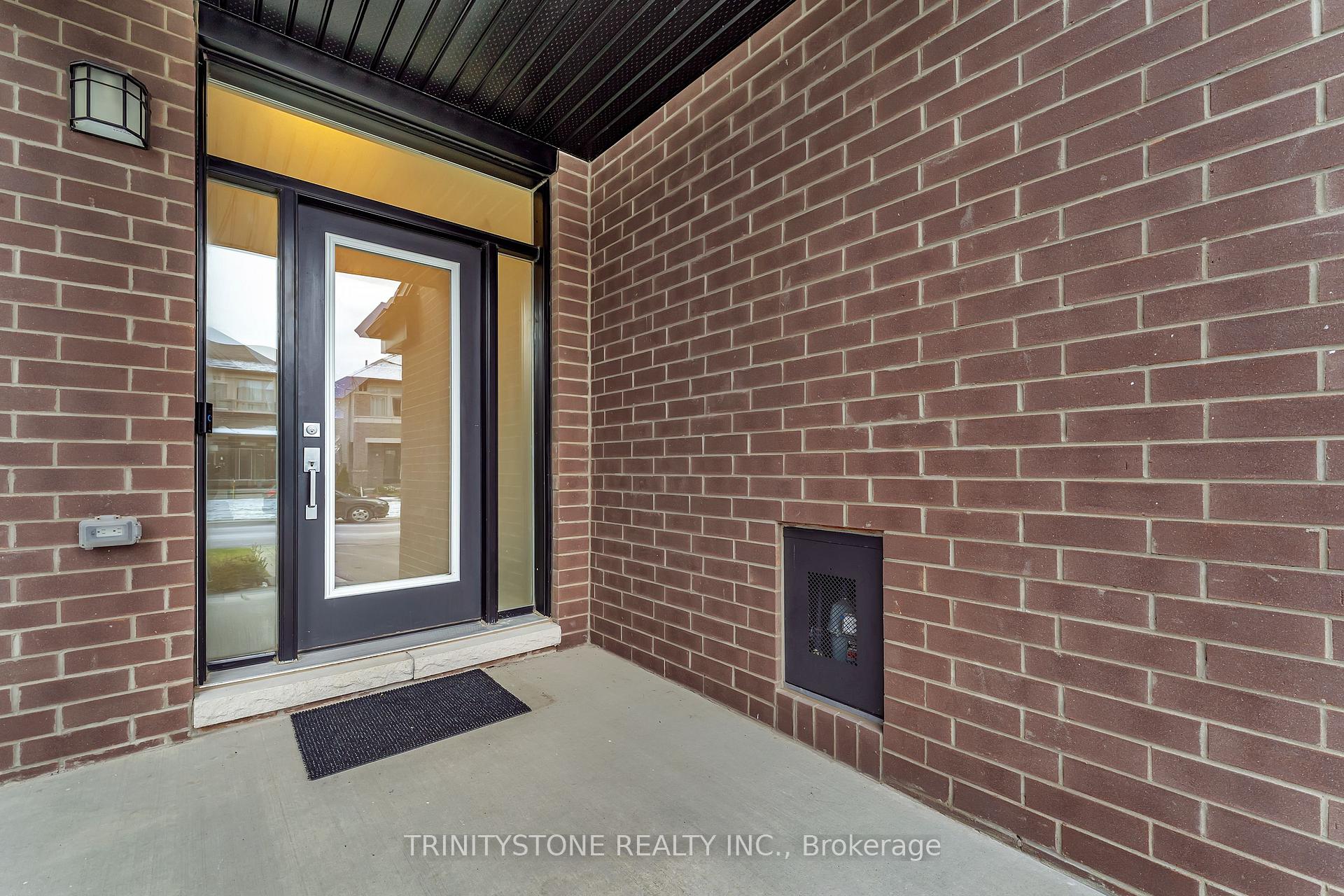 Photo 2 of 716 Twist Way, Ottawa, Kanata - Emerald Meadows/Trailwest — HOMEH