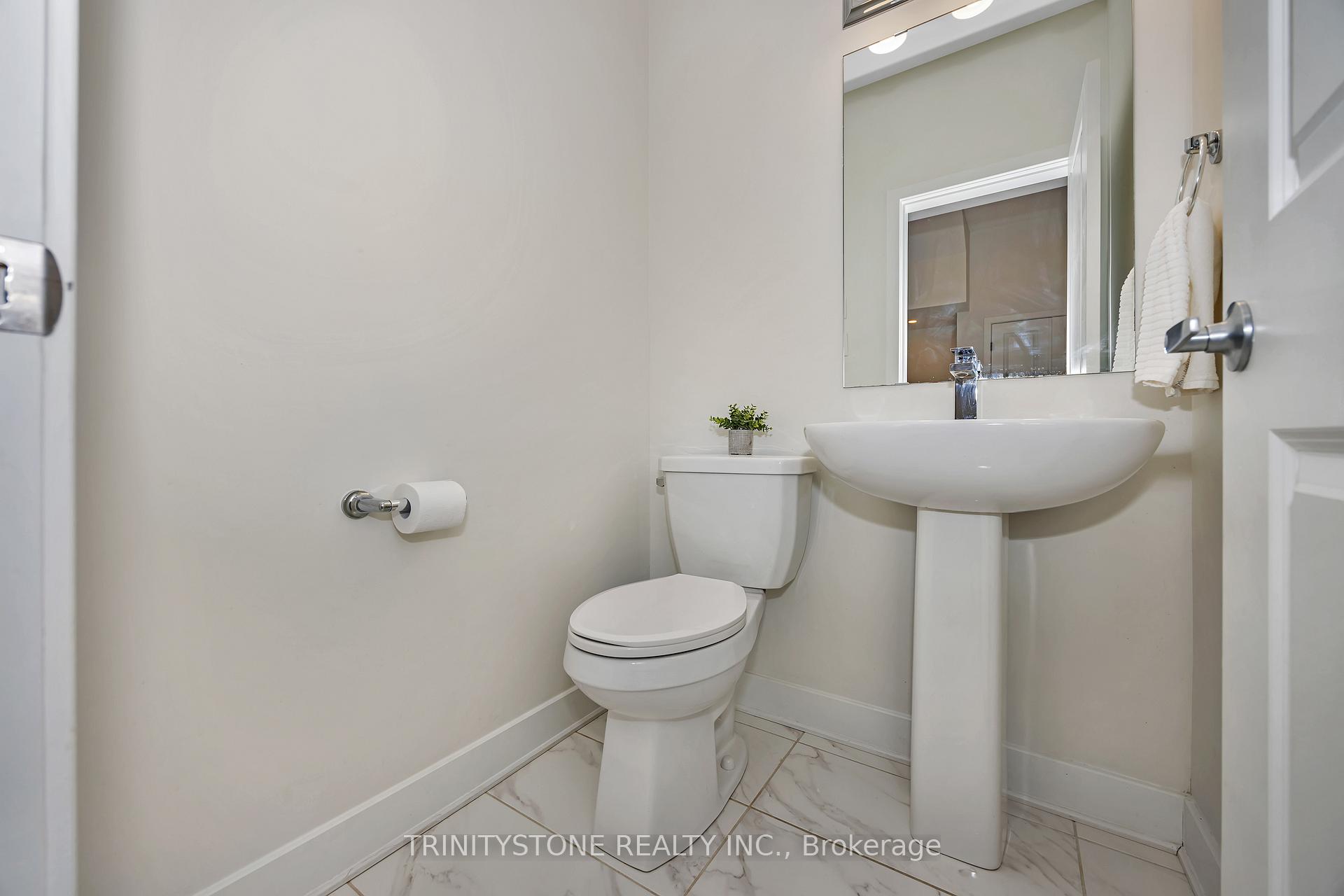 Photo 5 of 716 Twist Way, Ottawa, Kanata - Emerald Meadows/Trailwest — HOMEH
