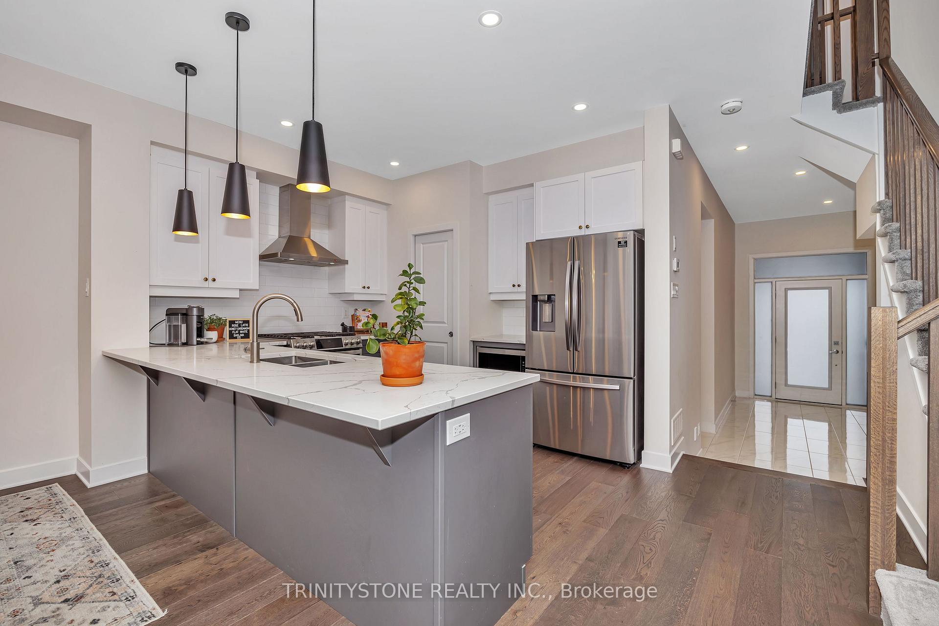 Photo 11 of 716 Twist Way, Ottawa, Kanata - Emerald Meadows/Trailwest — HOMEH