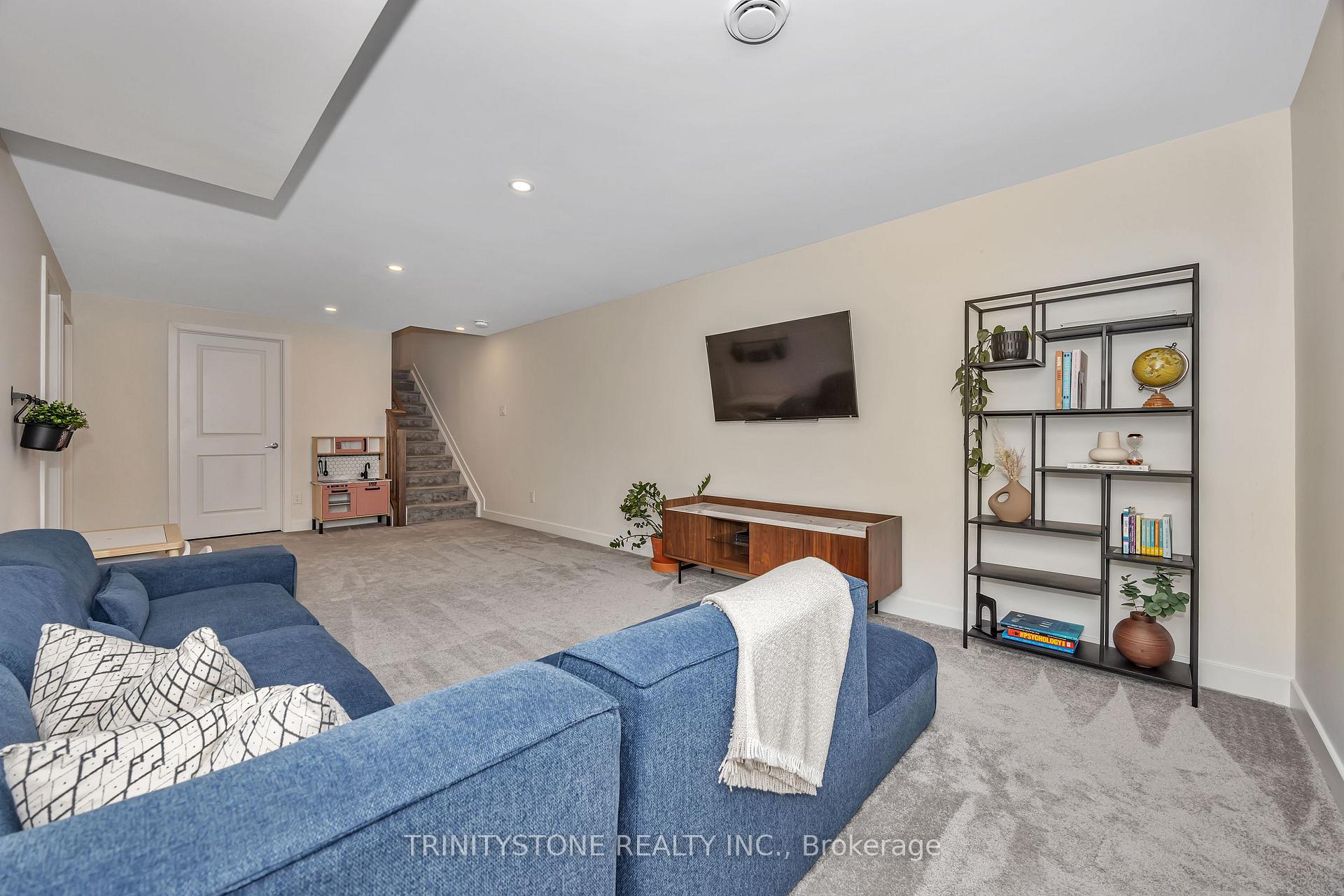 Photo 33 of 716 Twist Way, Ottawa, Kanata - Emerald Meadows/Trailwest — HOMEH