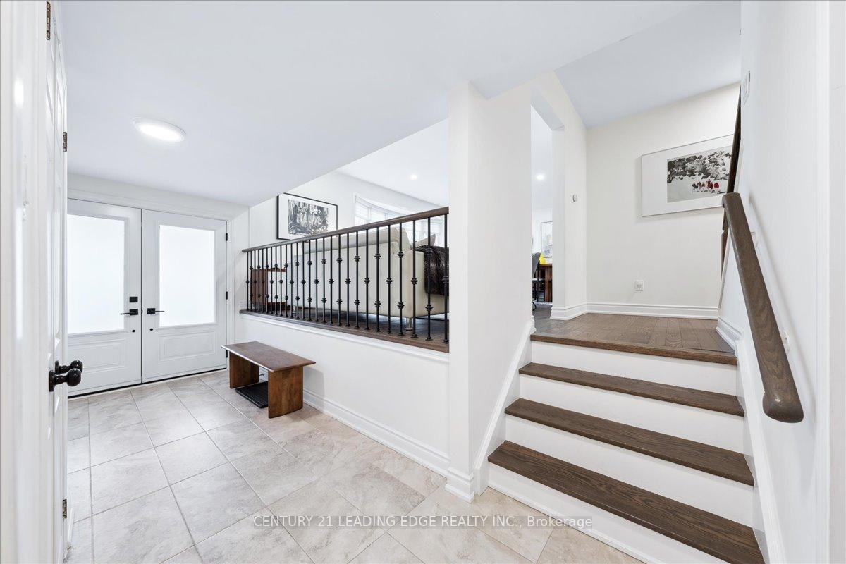 Photo 9 of 27 Blue Spruce Lane, Markham, Royal Orchard — HOMEH