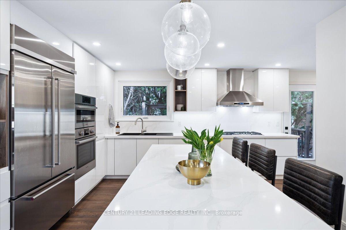 Photo 20 of 27 Blue Spruce Lane, Markham, Royal Orchard — HOMEH