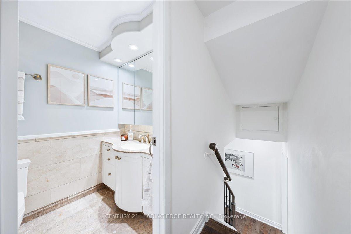Photo 27 of 27 Blue Spruce Lane, Markham, Royal Orchard — HOMEH