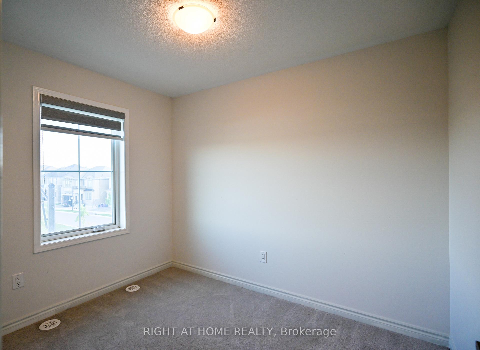 Photo 15 of Unit 8, 980 Logan Drive, Milton, Cobban — HOMEH