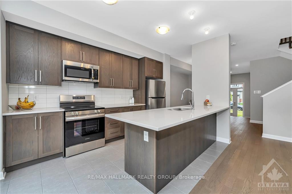 Photo 4 of 97 Osler Street, Ottawa, Kanata - Morgan's Grant/South March — HOMEH