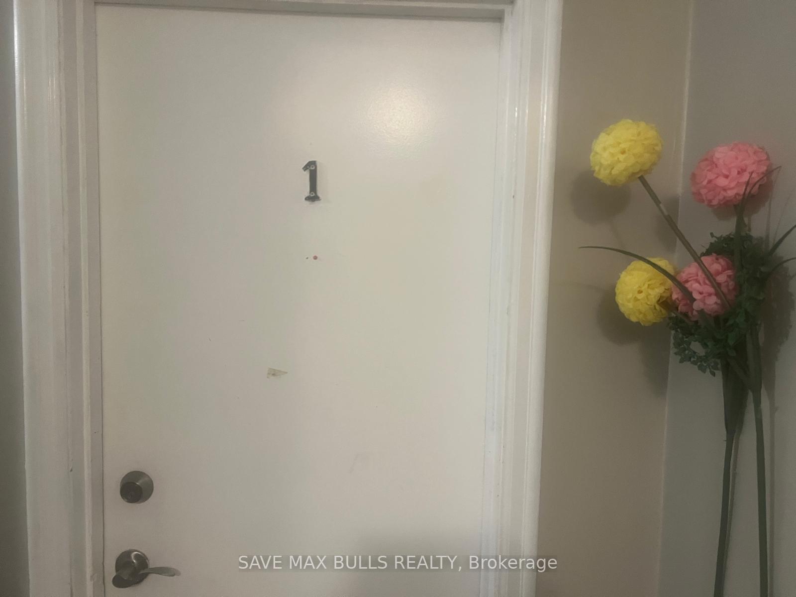 Photo 2 of Unit unit #1, 3210 Homestead Drive, Hamilton, Mount Hope — HOMEH