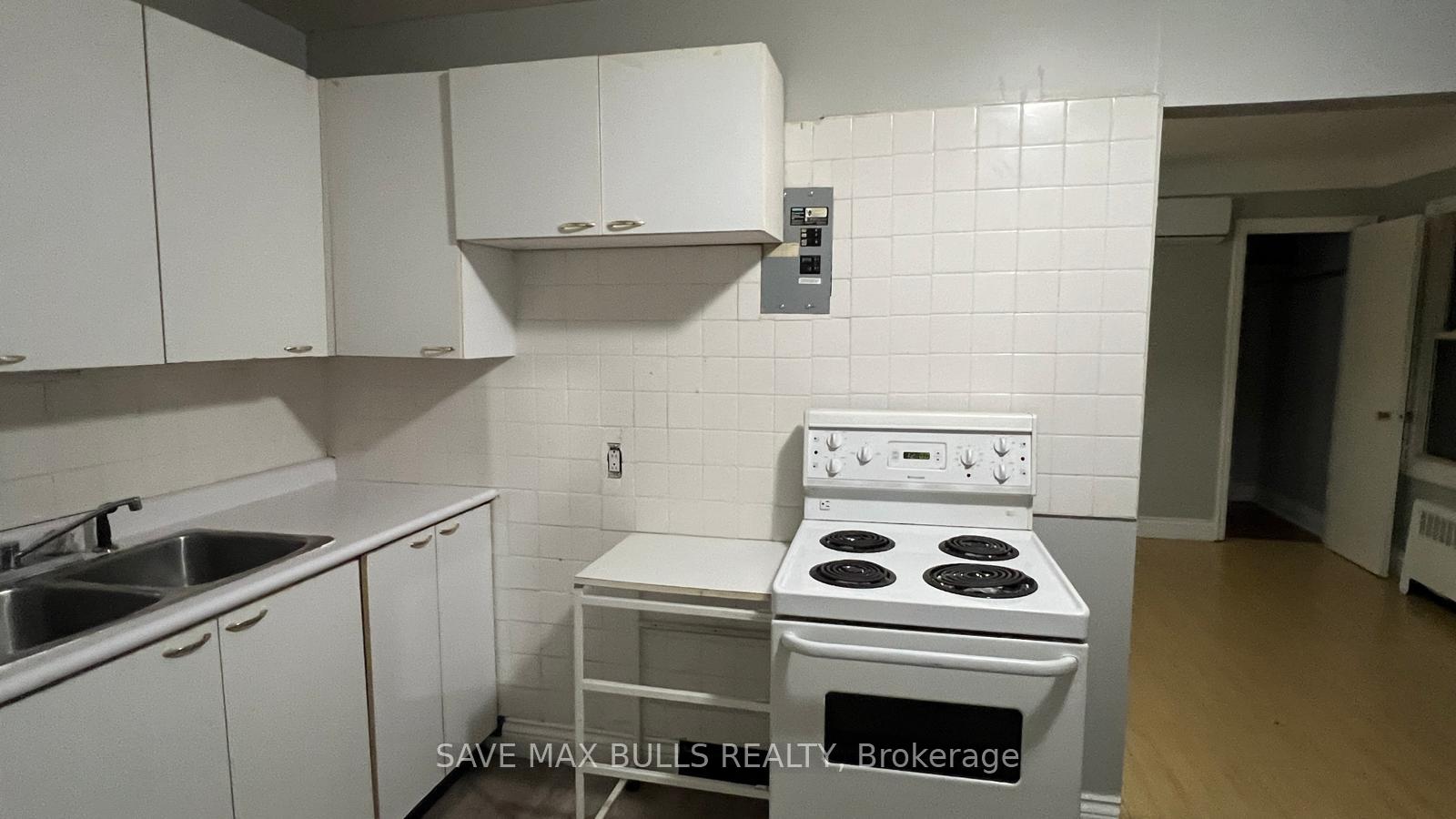Photo 5 of Unit unit #1, 3210 Homestead Drive, Hamilton, Mount Hope — HOMEH