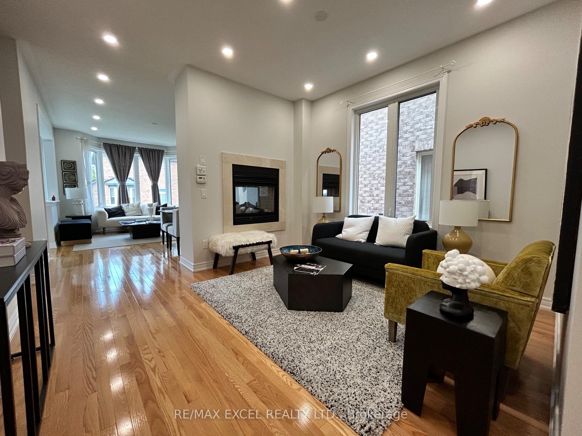 Photo 5 of 32 Hyacinth Street, Markham, Wismer — HOMEH