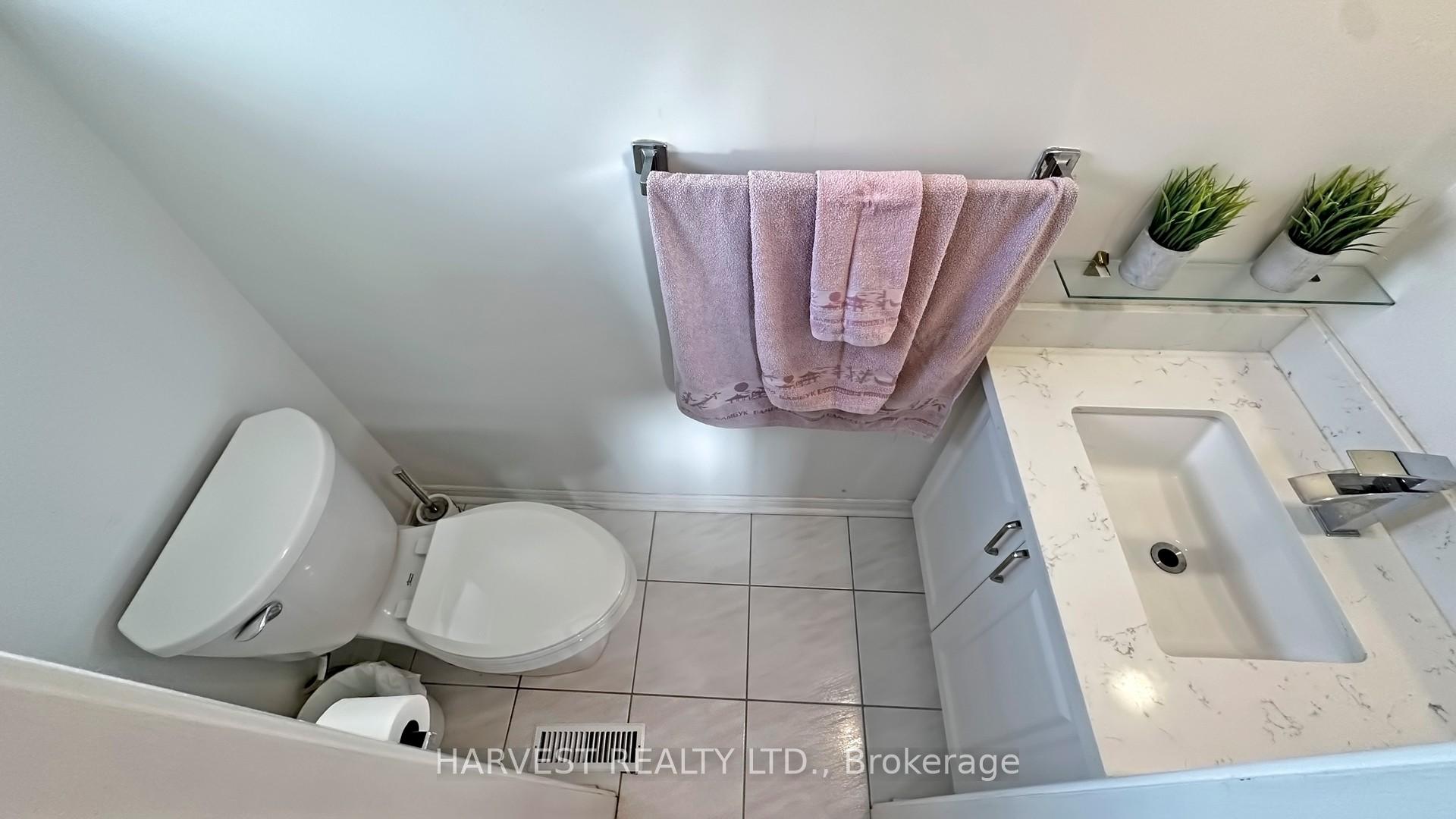 Photo 16 of 11 Upton Crescent, Markham, Milliken Mills West — HOMEH