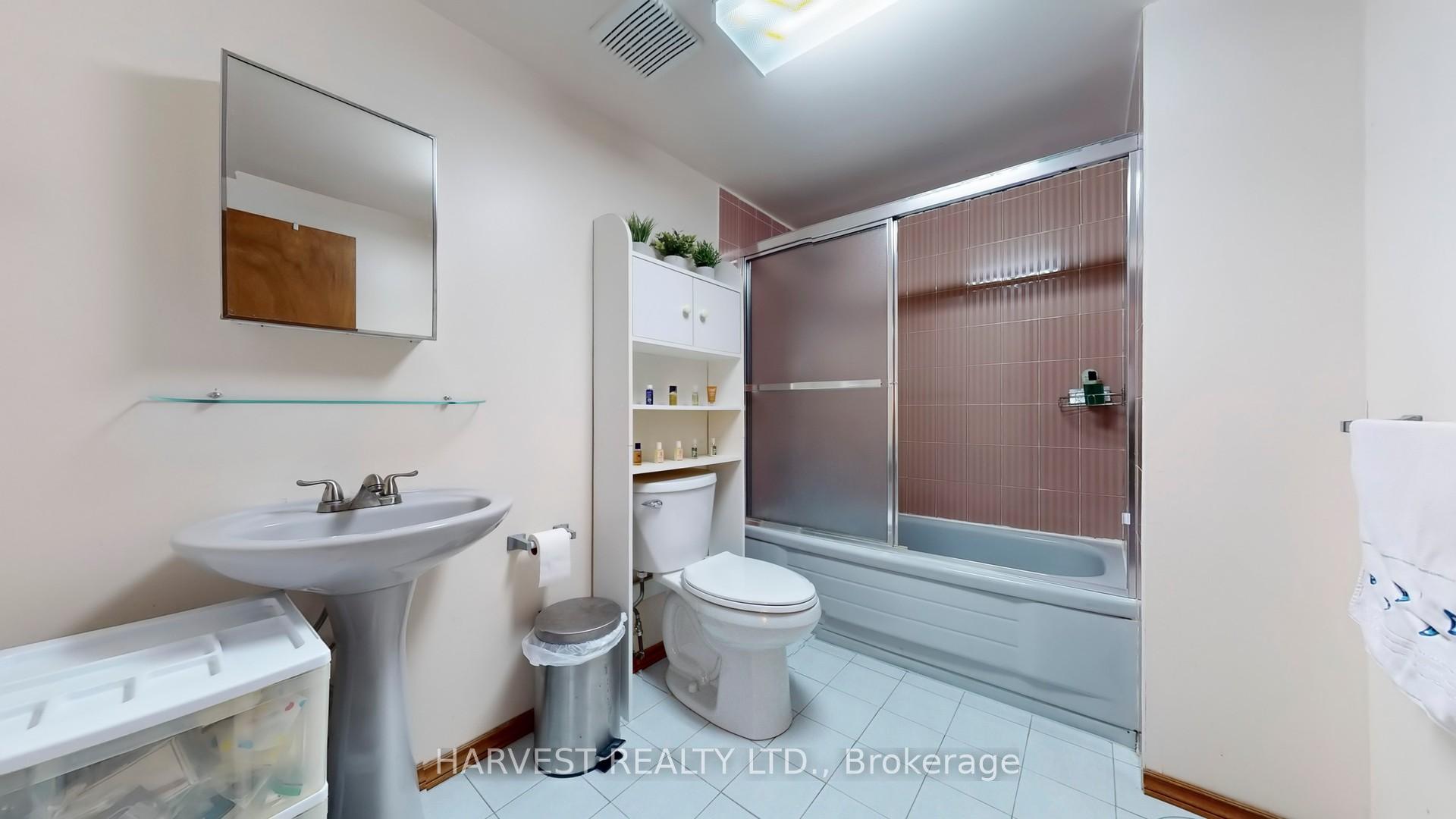Photo 29 of 11 Upton Crescent, Markham, Milliken Mills West — HOMEH