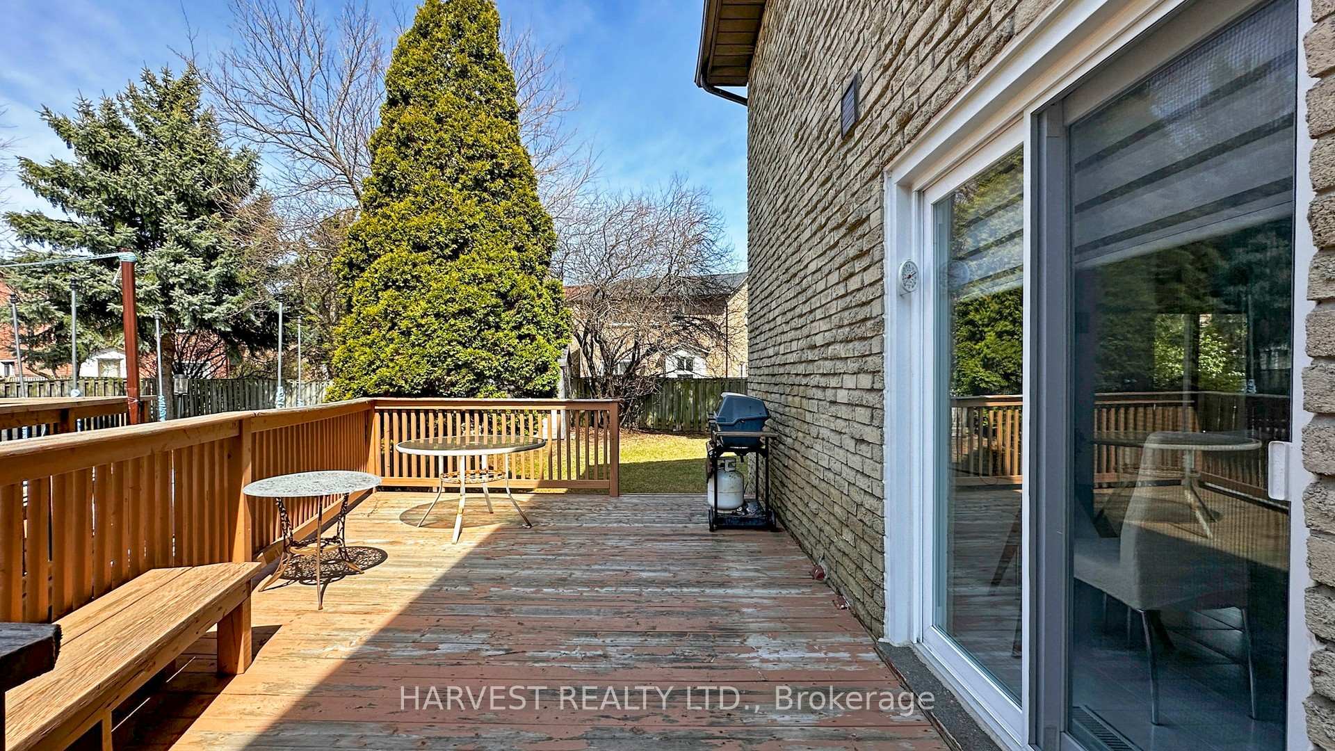 Photo 33 of 11 Upton Crescent, Markham, Milliken Mills West — HOMEH