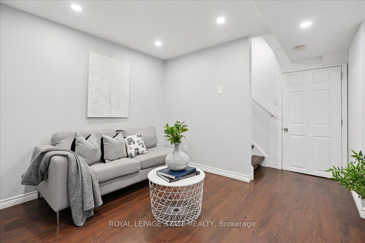 Photo 5 of 815 Stark Circle, Milton, Beaty — HOMEH