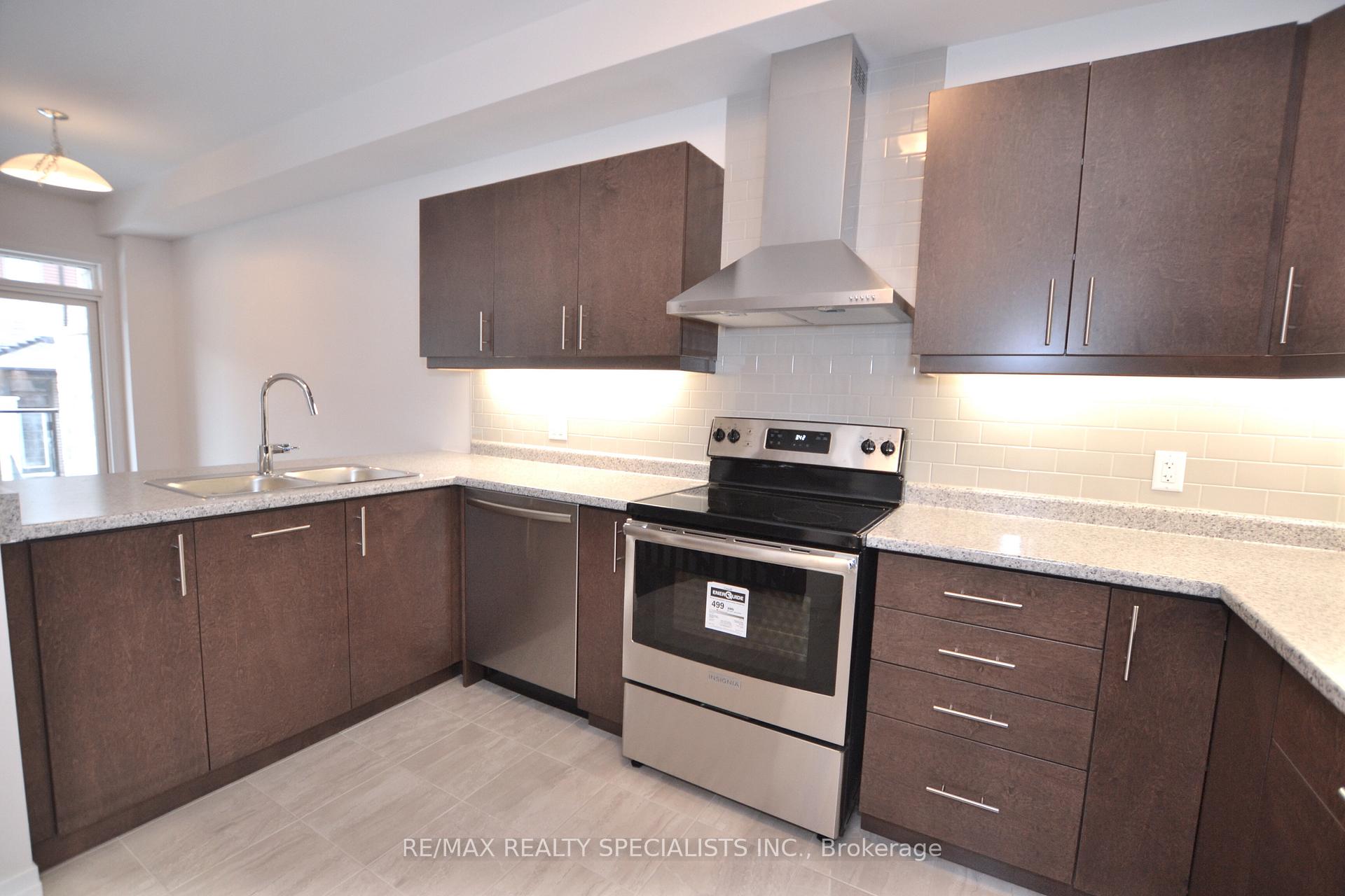 Photo 4 of Unit 281, 30 Times Square Boulevard, Hamilton, Stoney Creek — HOMEH