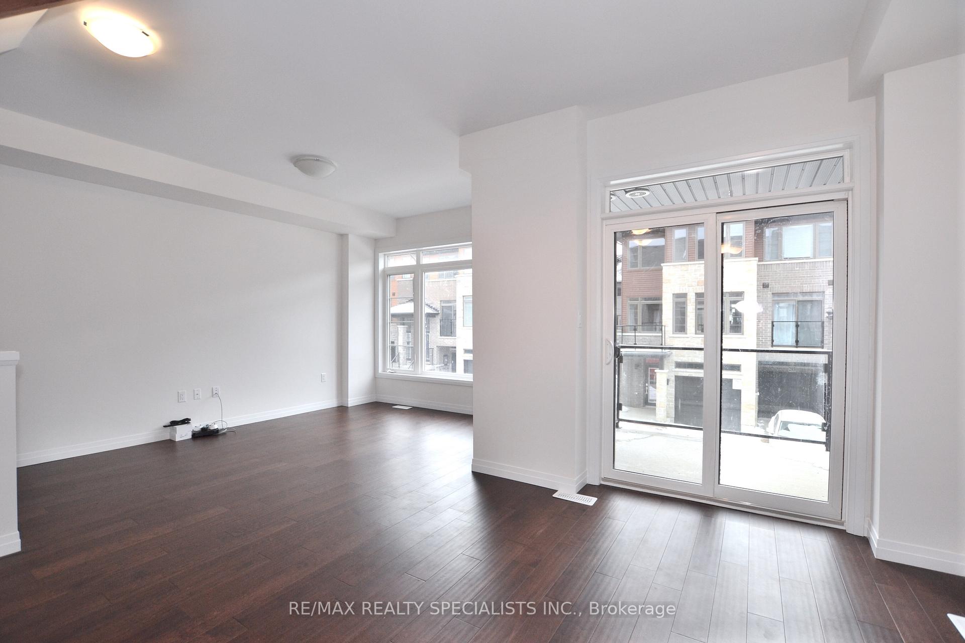 Photo 9 of Unit 281, 30 Times Square Boulevard, Hamilton, Stoney Creek — HOMEH