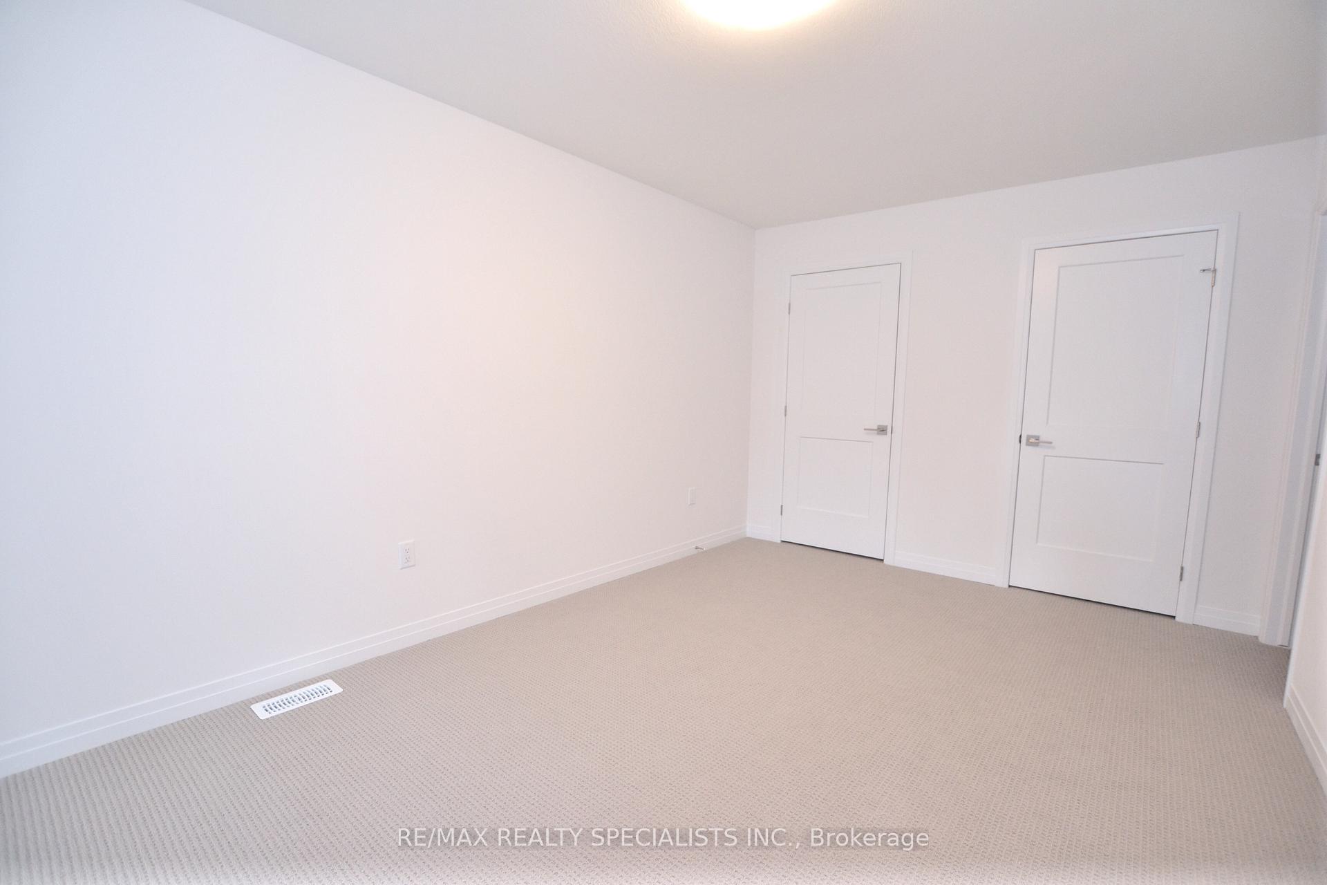 Photo 10 of Unit 281, 30 Times Square Boulevard, Hamilton, Stoney Creek — HOMEH