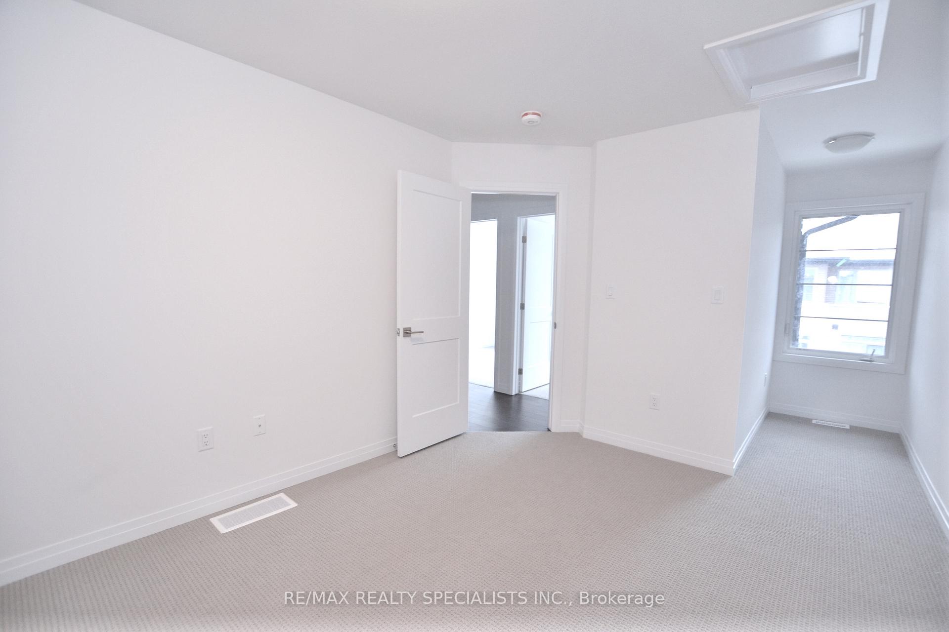 Photo 11 of Unit 281, 30 Times Square Boulevard, Hamilton, Stoney Creek — HOMEH
