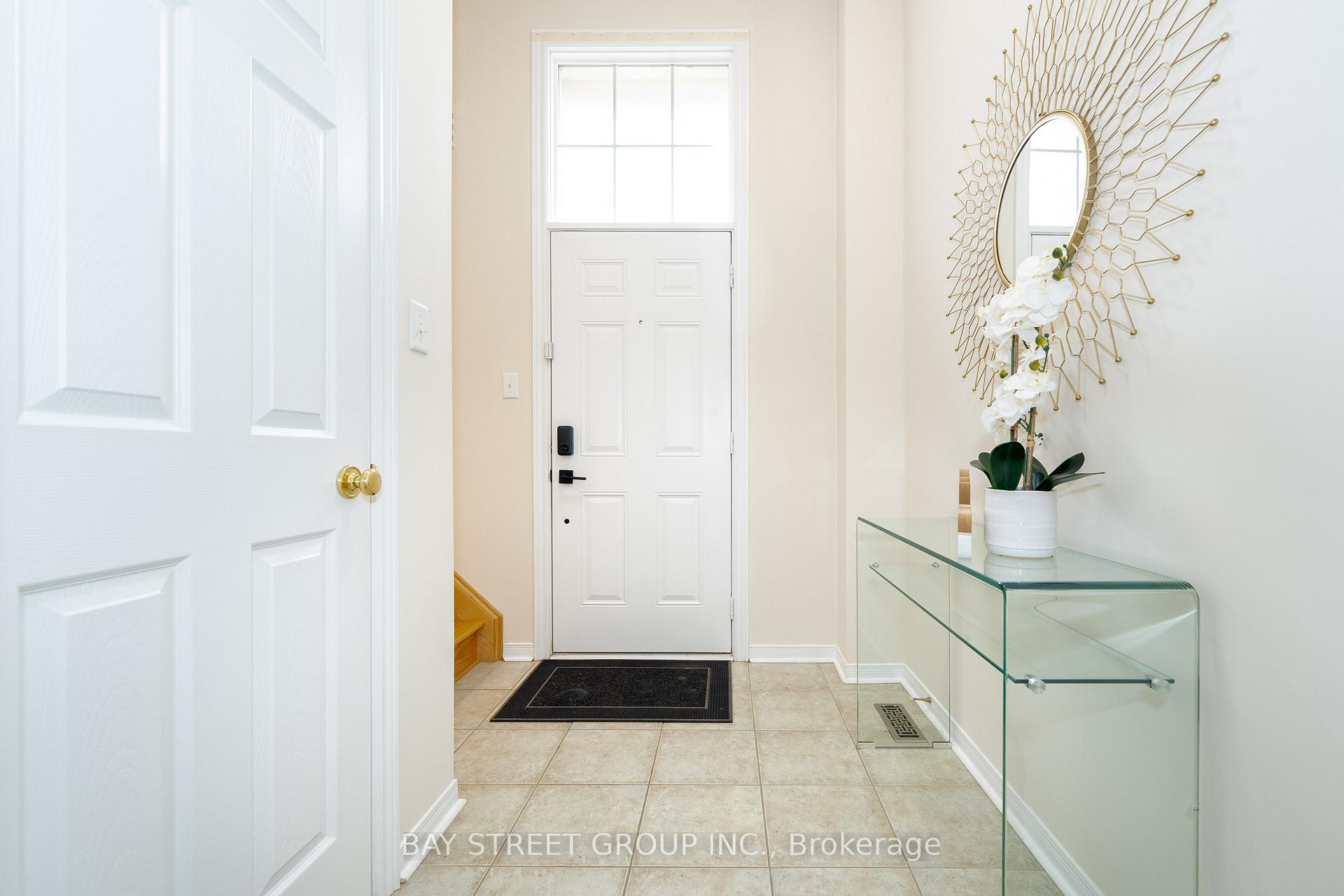 Photo 2 of 10255 Woodbine Avenue, Markham, Cathedraltown — HOMEH
