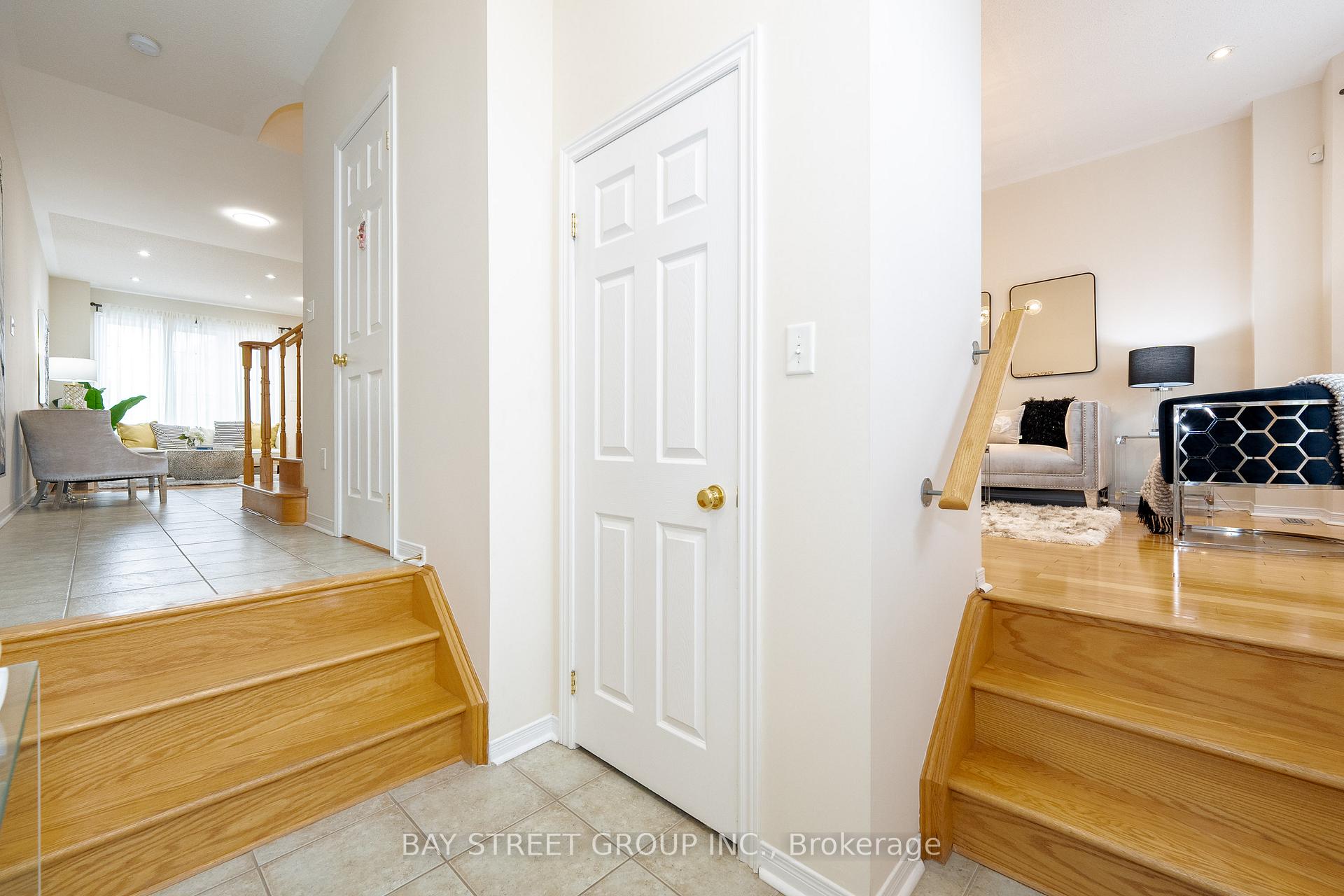 Photo 3 of 10255 Woodbine Avenue, Markham, Cathedraltown — HOMEH