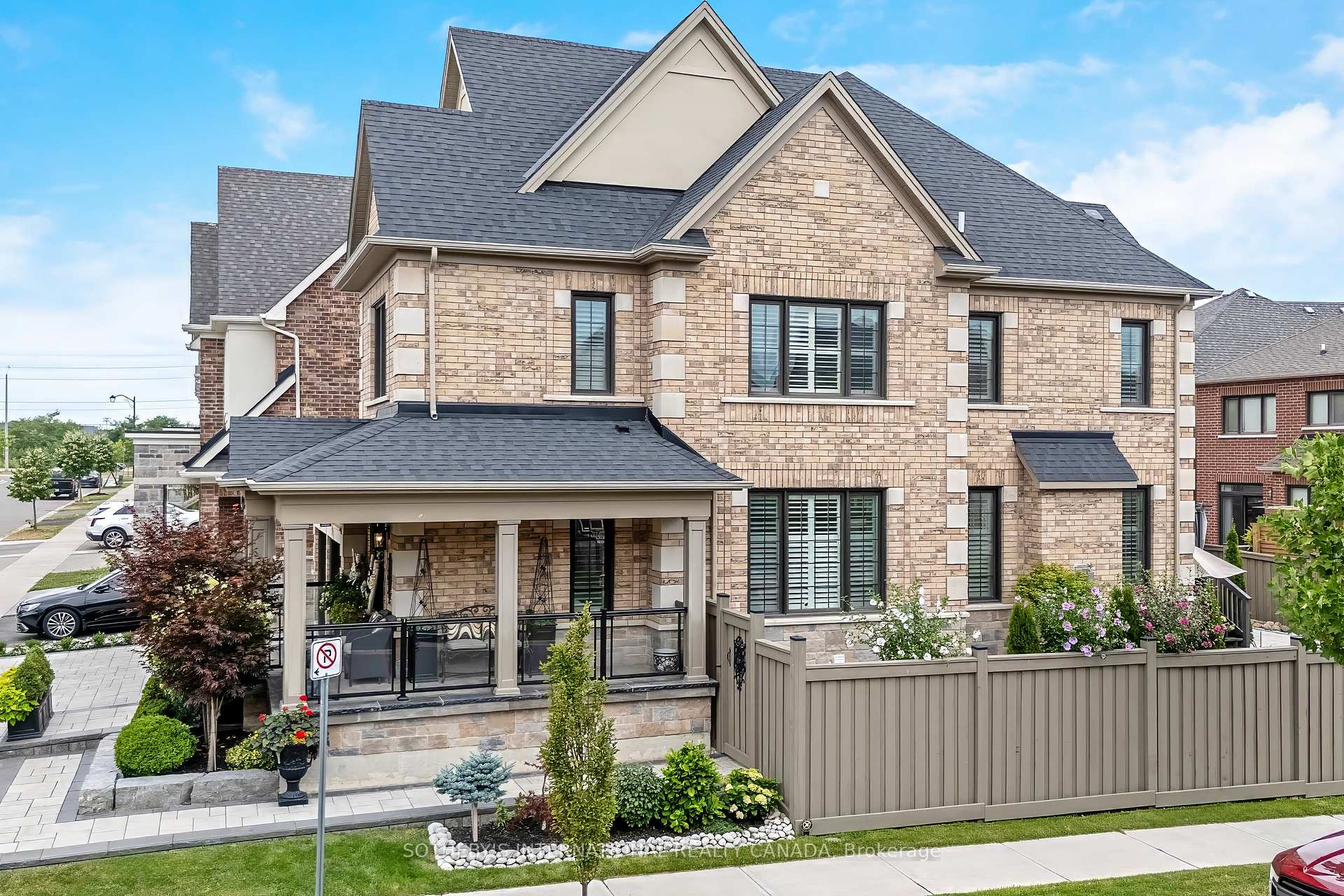 Photo 2 of 1150 Raspberry Terrace, Milton, Ford — HOMEH