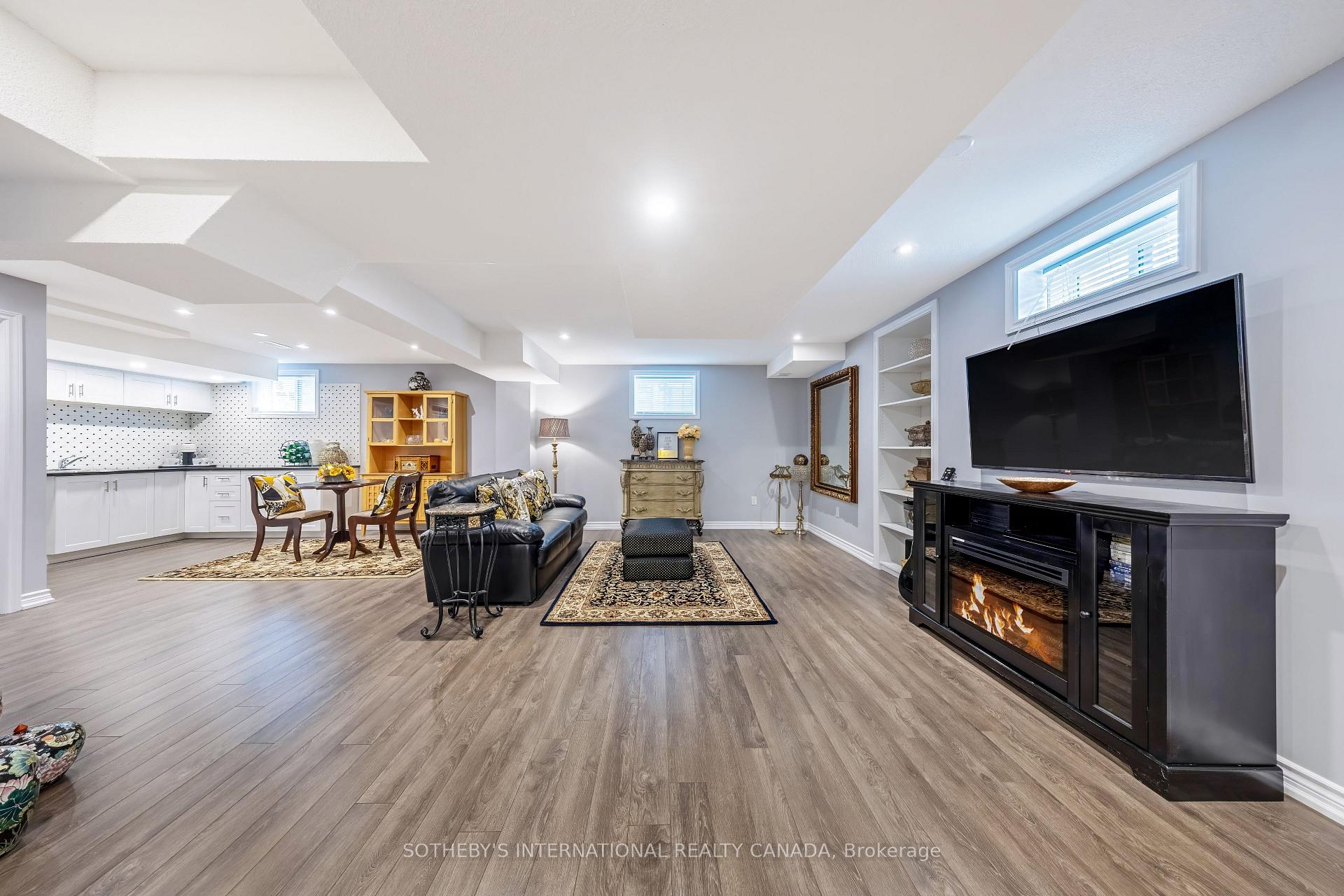 Photo 47 of 1150 Raspberry Terrace, Milton, Ford — HOMEH