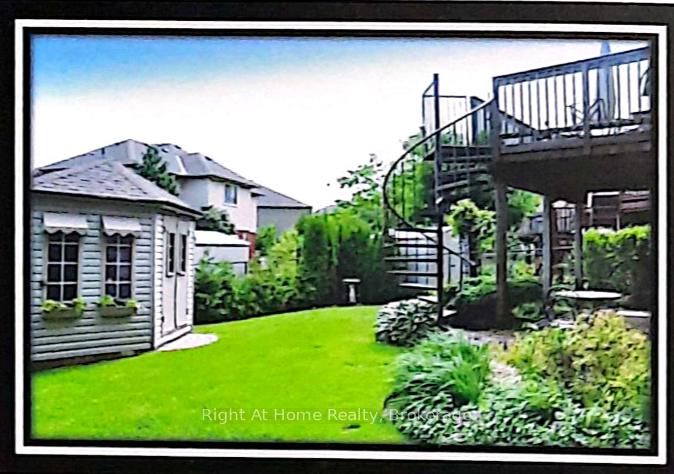 Photo 2 of Unit LOWER, 127 Bridgeport Crescent, Hamilton, Meadowlands — HOMEH