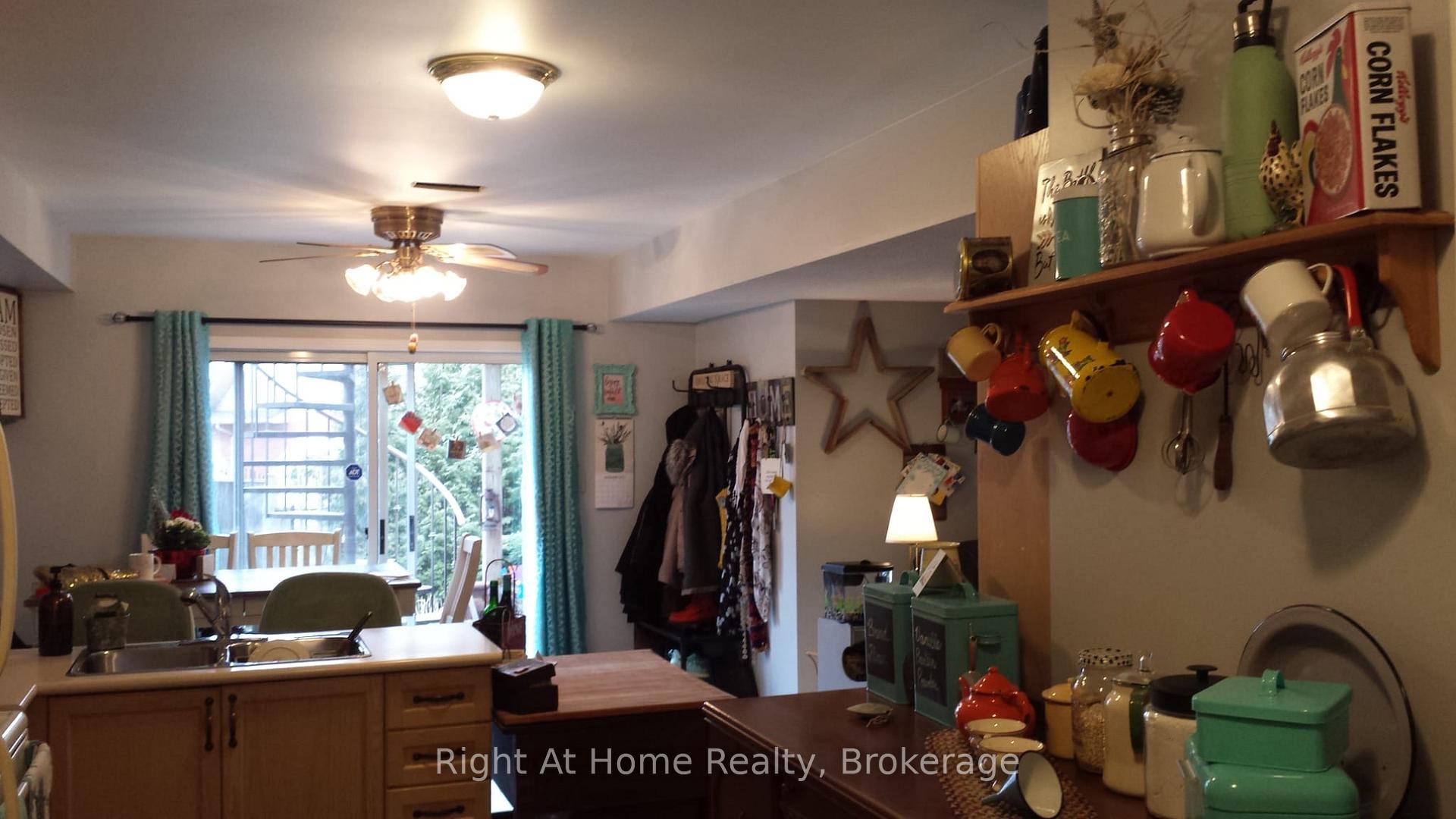 Photo 9 of Unit LOWER, 127 Bridgeport Crescent, Hamilton, Meadowlands — HOMEH