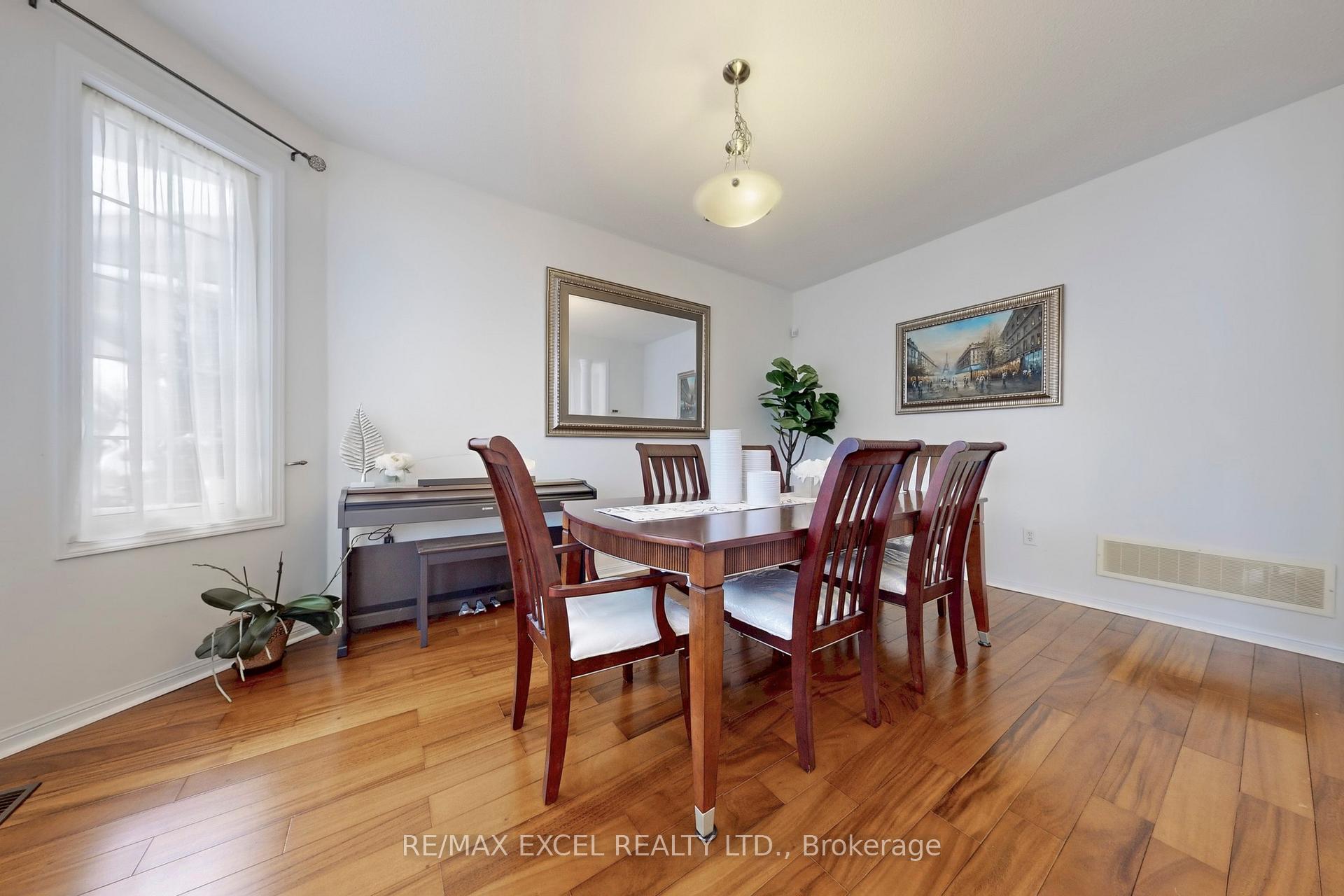 Photo 5 of 180 Morning Dove Drive, Markham, Cornell — HOMEH