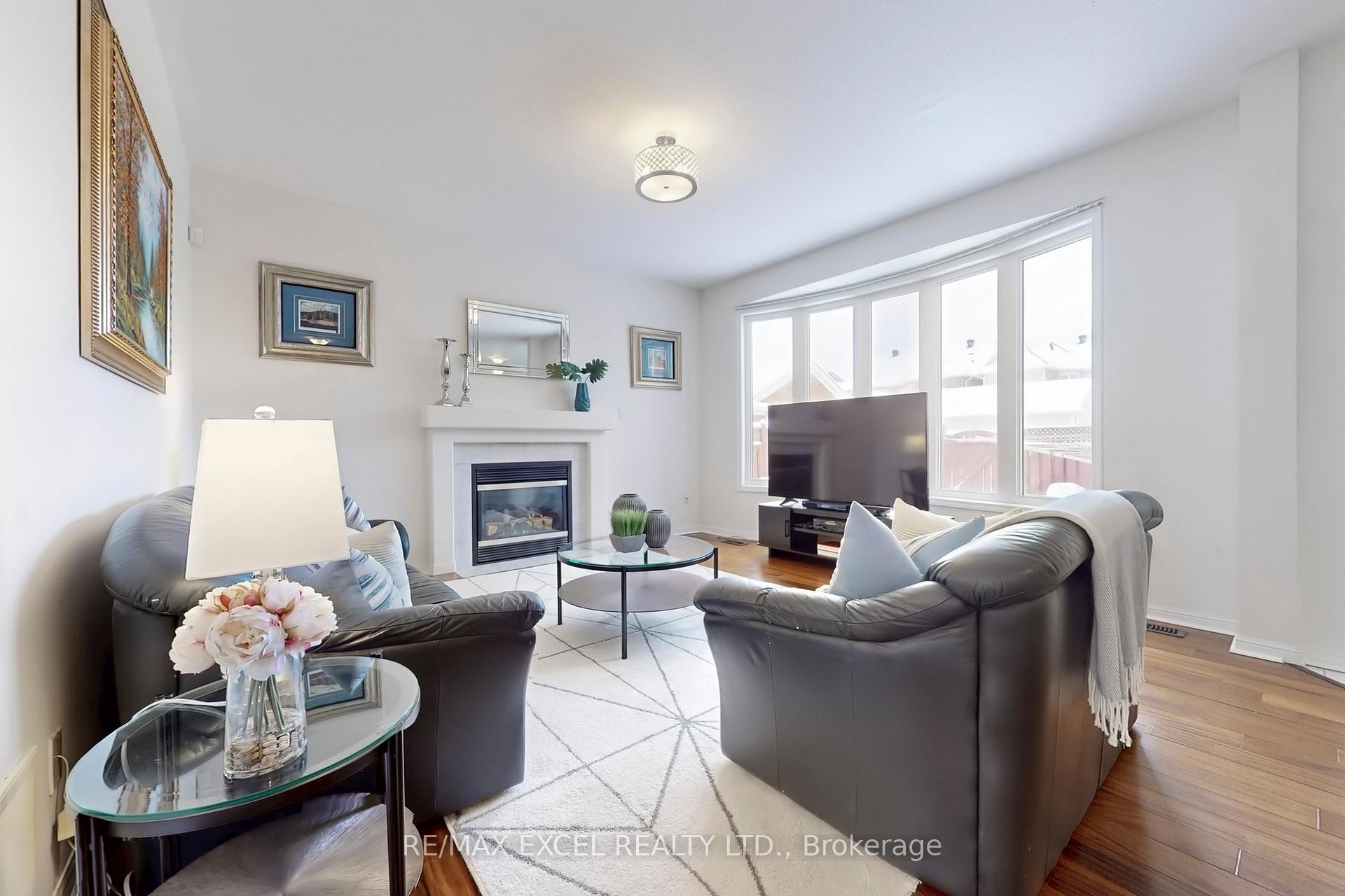 Photo 10 of 180 Morning Dove Drive, Markham, Cornell — HOMEH