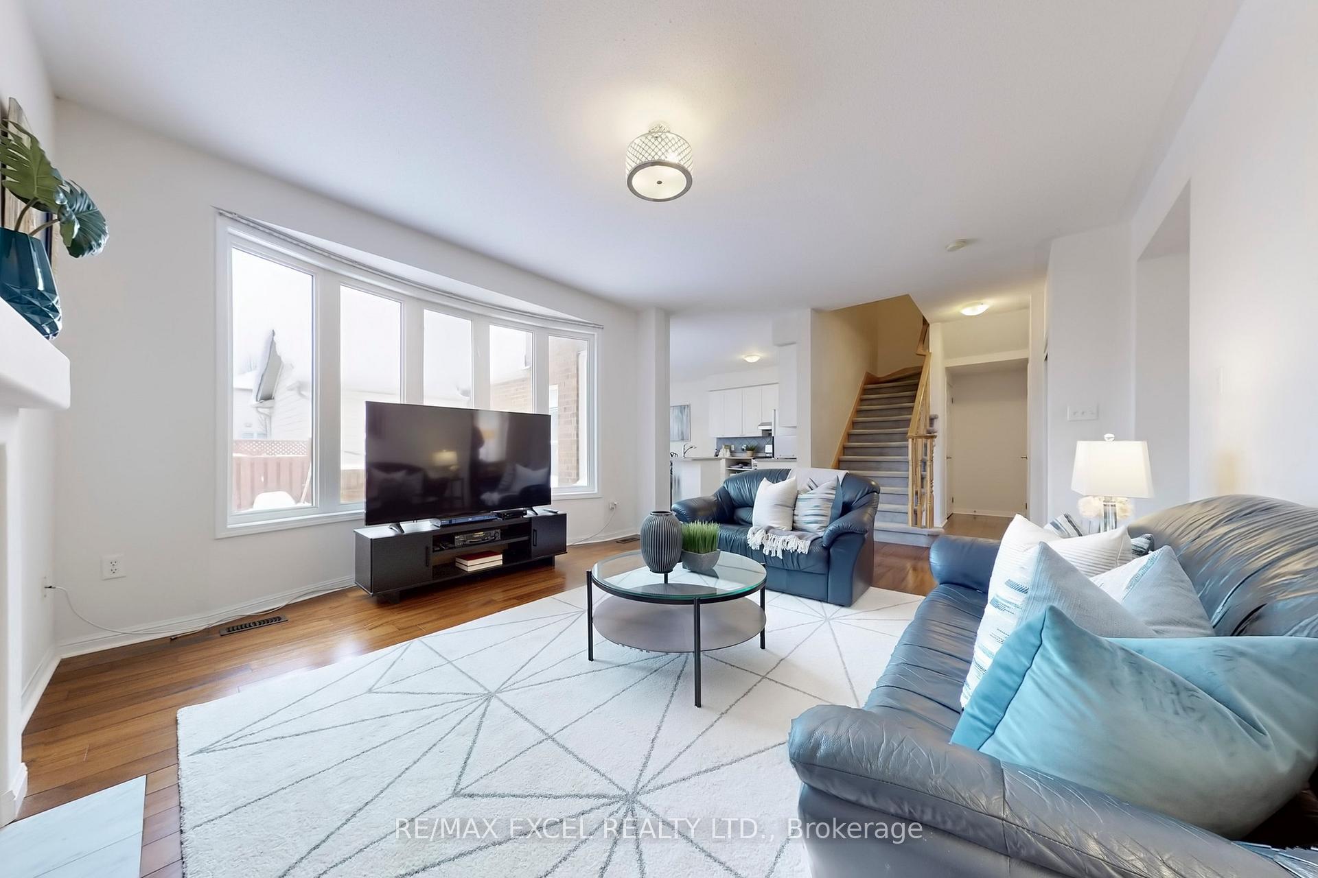 Photo 12 of 180 Morning Dove Drive, Markham, Cornell — HOMEH