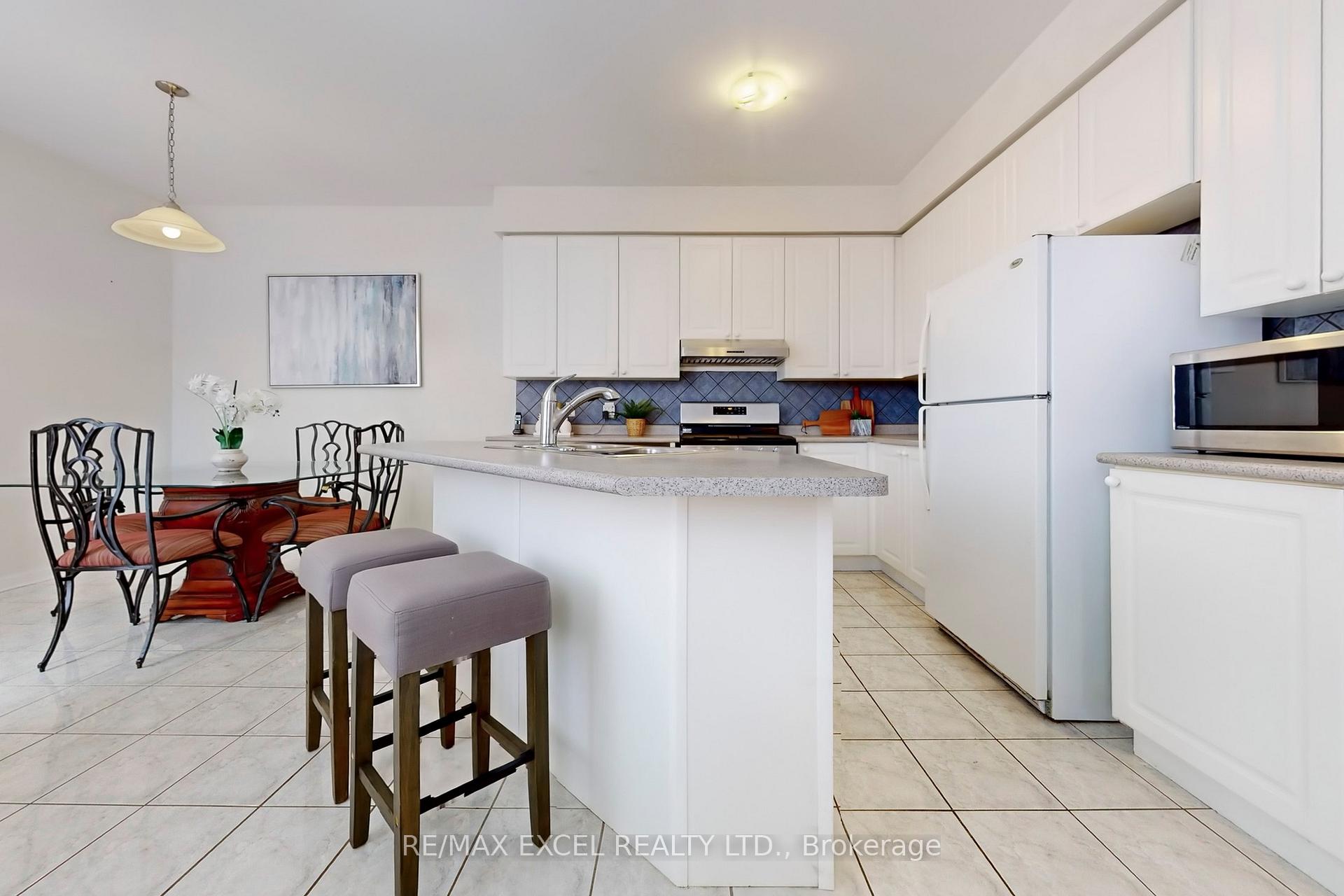 Photo 15 of 180 Morning Dove Drive, Markham, Cornell — HOMEH