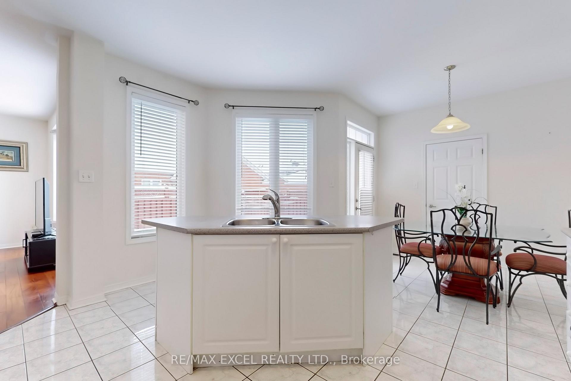 Photo 20 of 180 Morning Dove Drive, Markham, Cornell — HOMEH