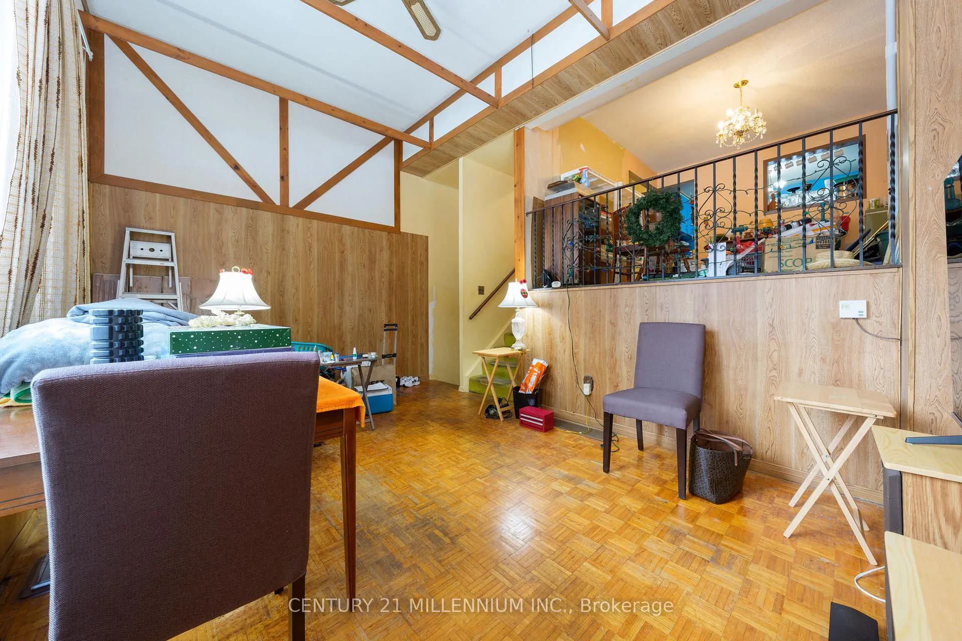 Photo 6 of 79 Darras Court, Brampton, Southgate — HOMEH