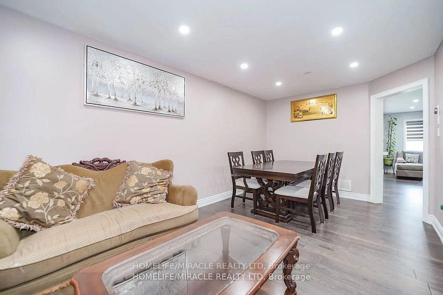 Photo 5 of 92 Kruger Road, Markham, Middlefield — HOMEH