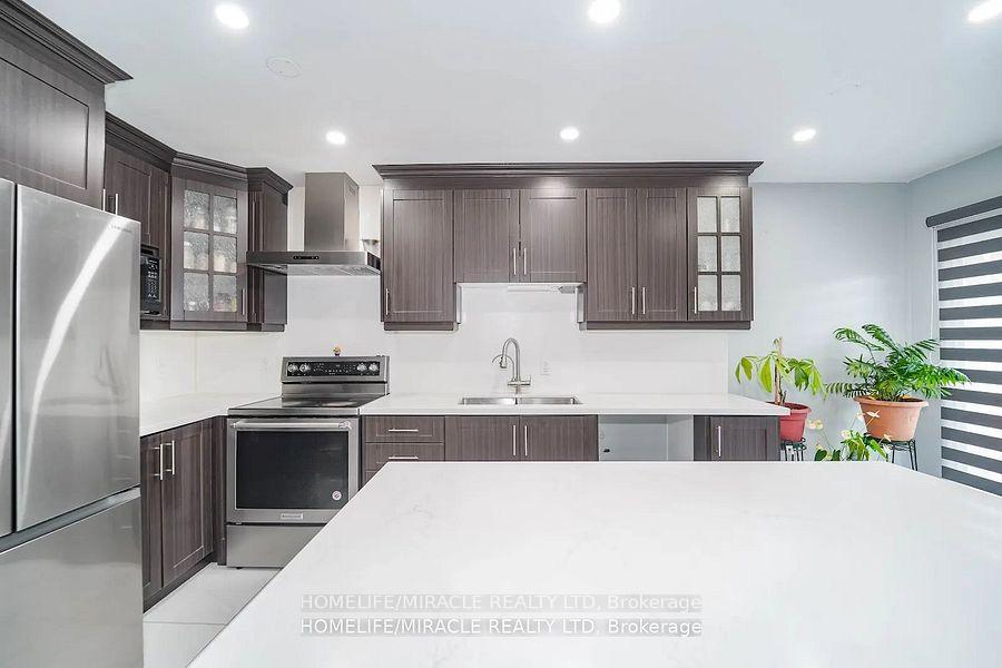 Photo 9 of 92 Kruger Road, Markham, Middlefield — HOMEH