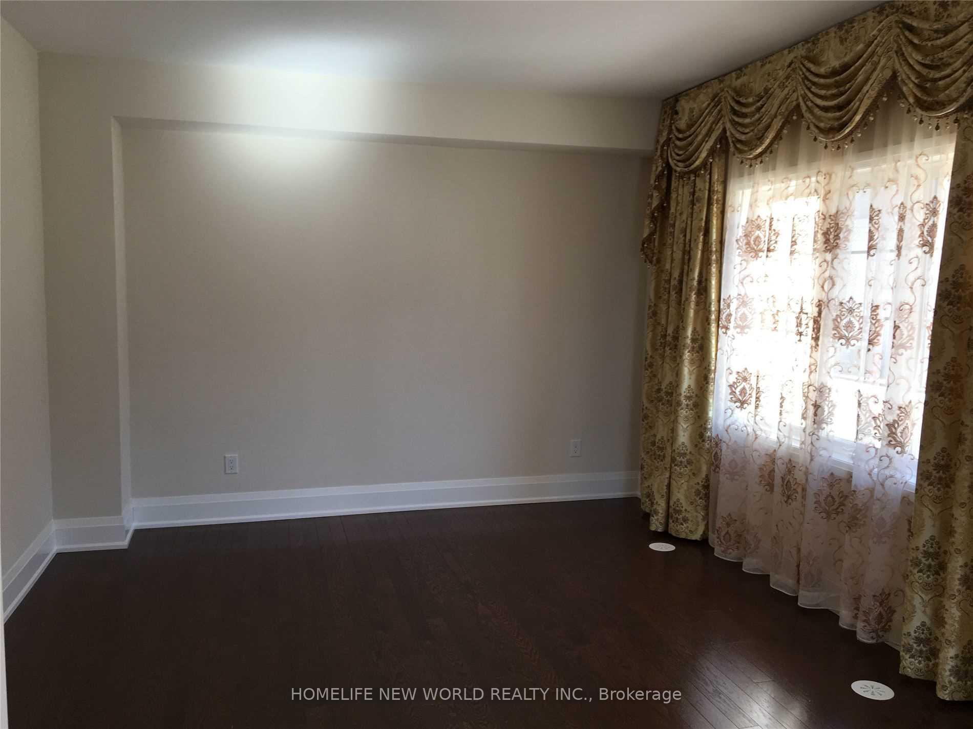 Photo 8 of 9 Mildred Temple Way, Markham, Unionville — HOMEH