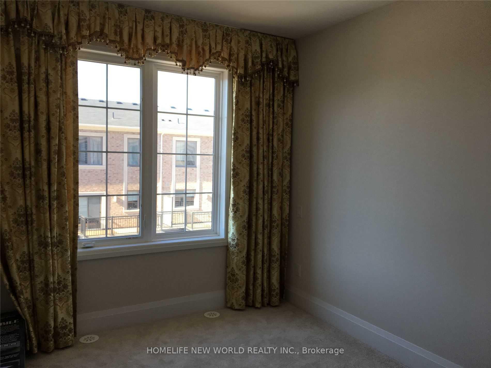 Photo 14 of 9 Mildred Temple Way, Markham, Unionville — HOMEH