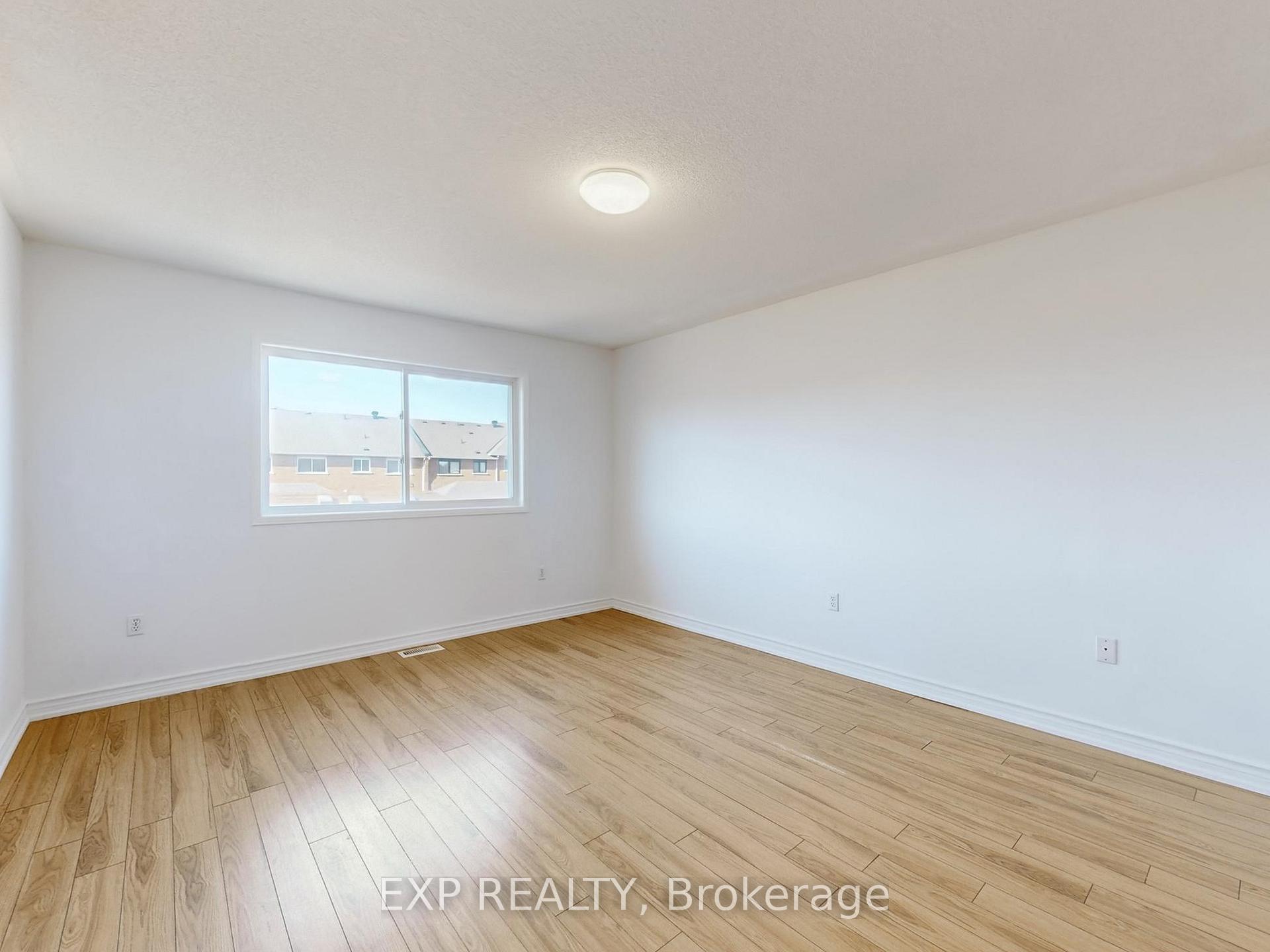 Photo 17 of 702 Castlemore Avenue, Markham, Wismer — HOMEH
