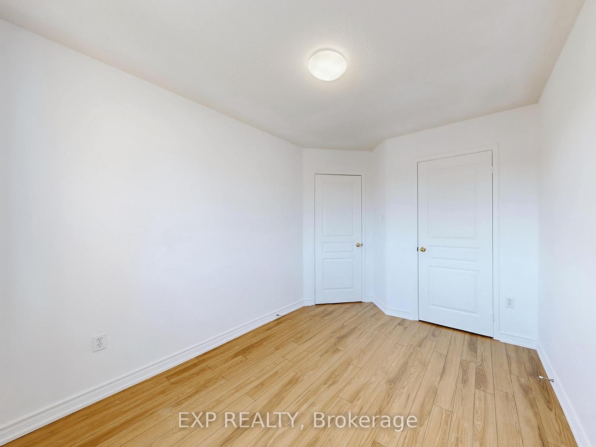Photo 21 of 702 Castlemore Avenue, Markham, Wismer — HOMEH